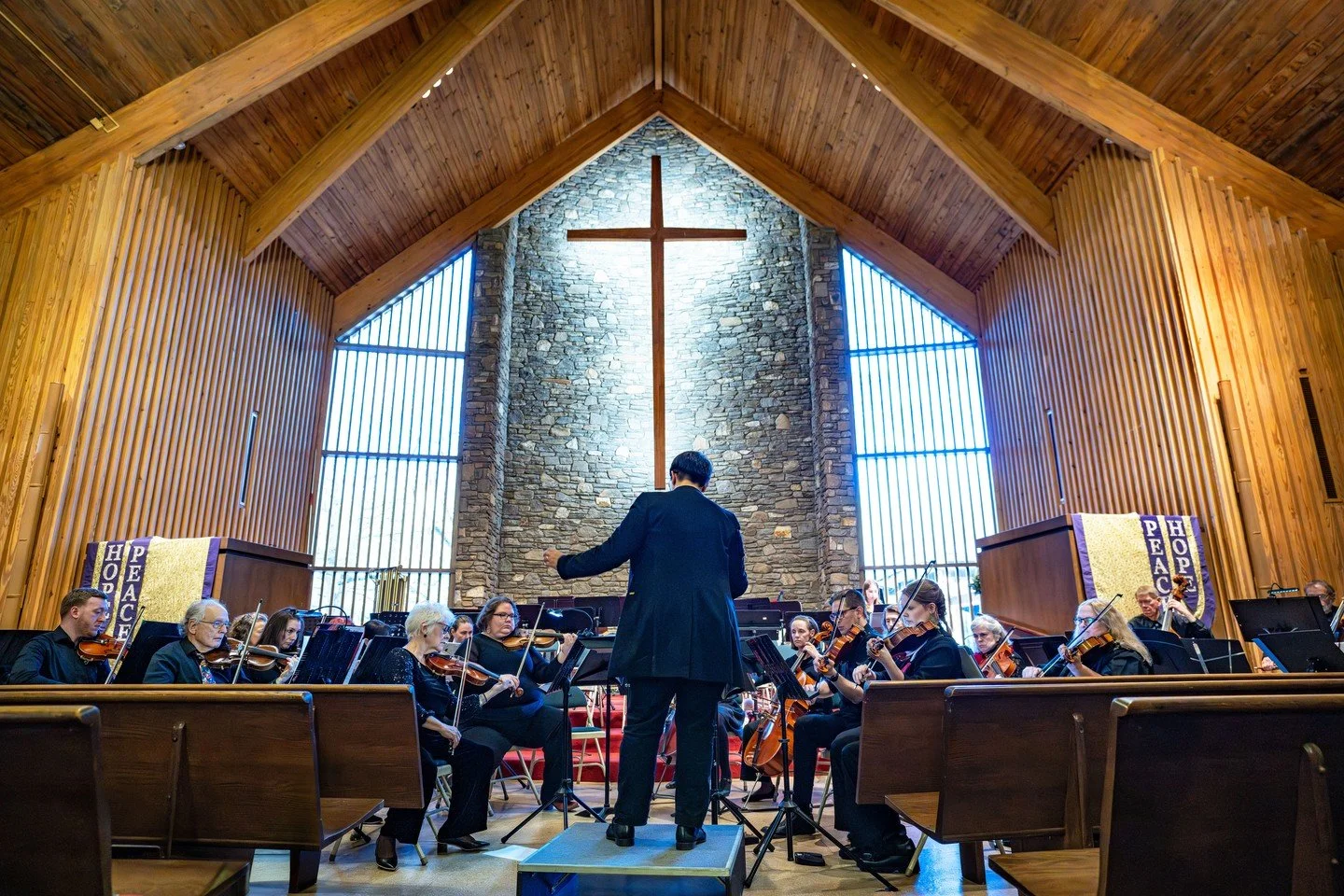 "Wonderful," "The orchestra did a great job!" "We loved it," and "THANK YOU for the music!"

Just a few of the kind words we received from our audience at BRO Revels! 2025: A British Holiday!

Thank you all who