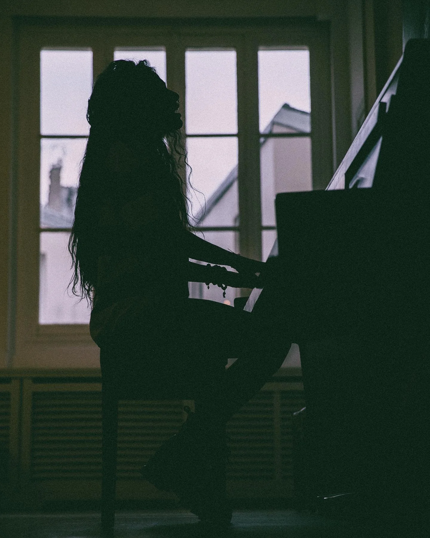 Need to think of a good way to write about finishing off a 42 show tour in Europe over the last few weeks. #yessietour