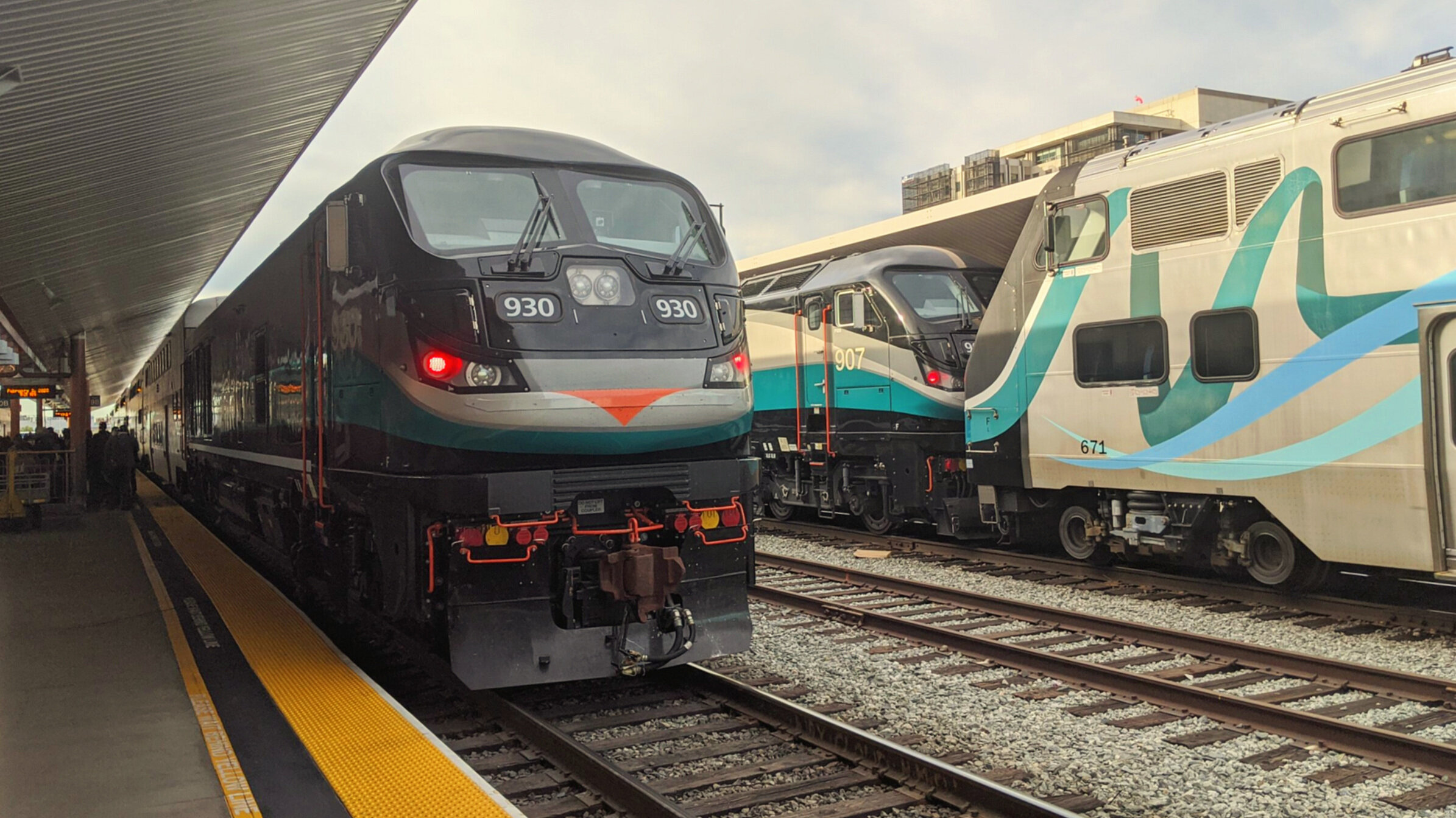  Two new F125 “Spirit” class locomotives at Los Angeles Union Station. Photo by Alex Lewis, 2020. 