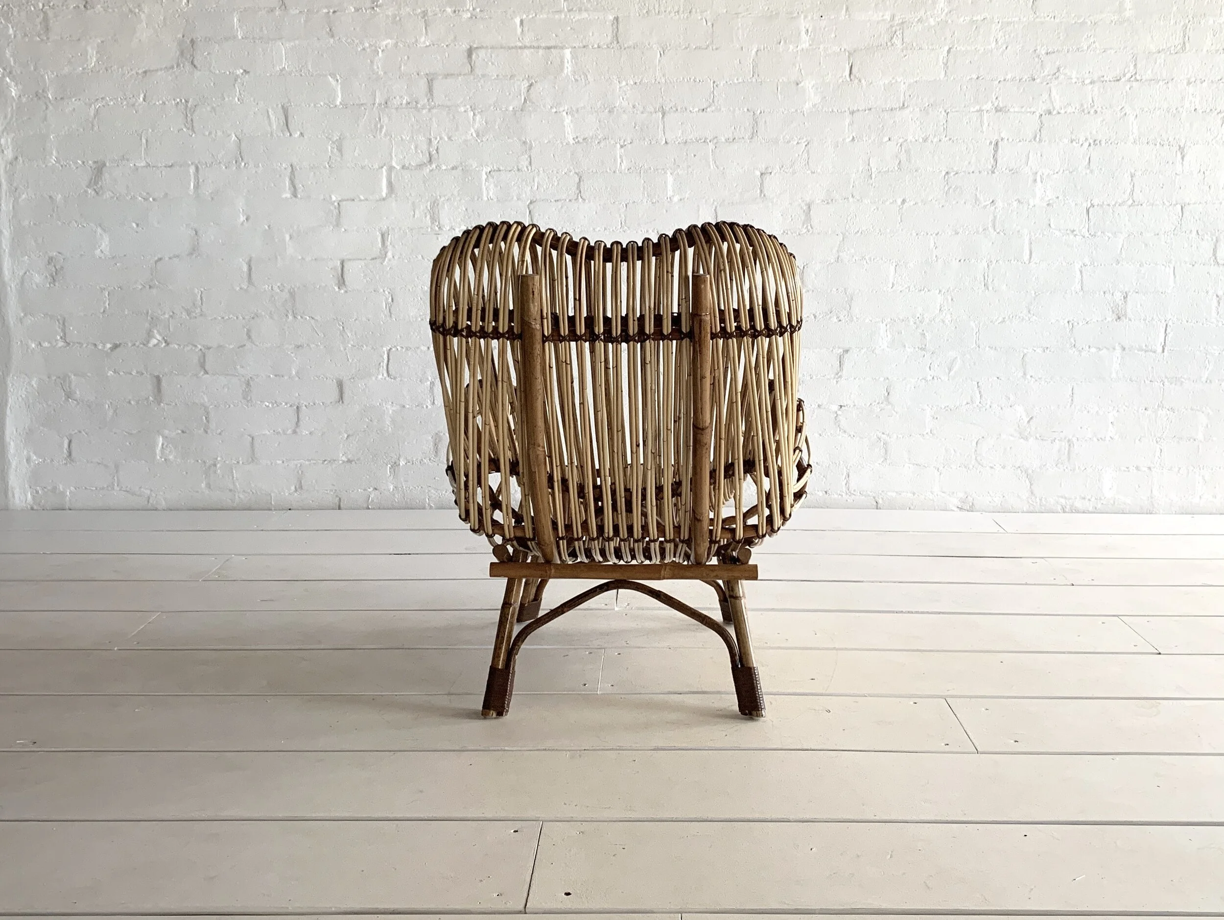 3FDD8221-FFFC-4533-97D0-02A7F2AD7321