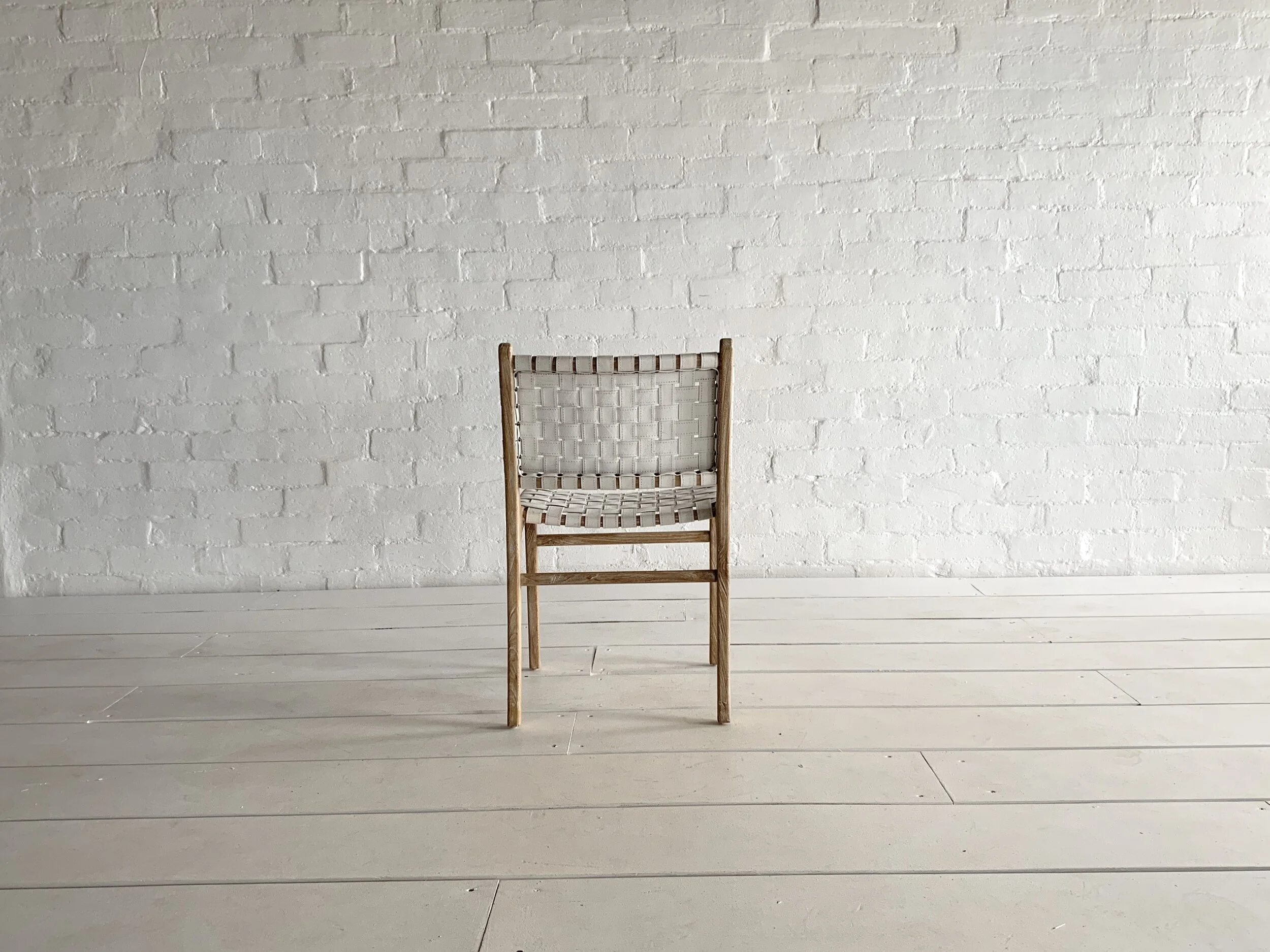 E9854019-A4F5-48DB-BB6D-801A8E646F6C