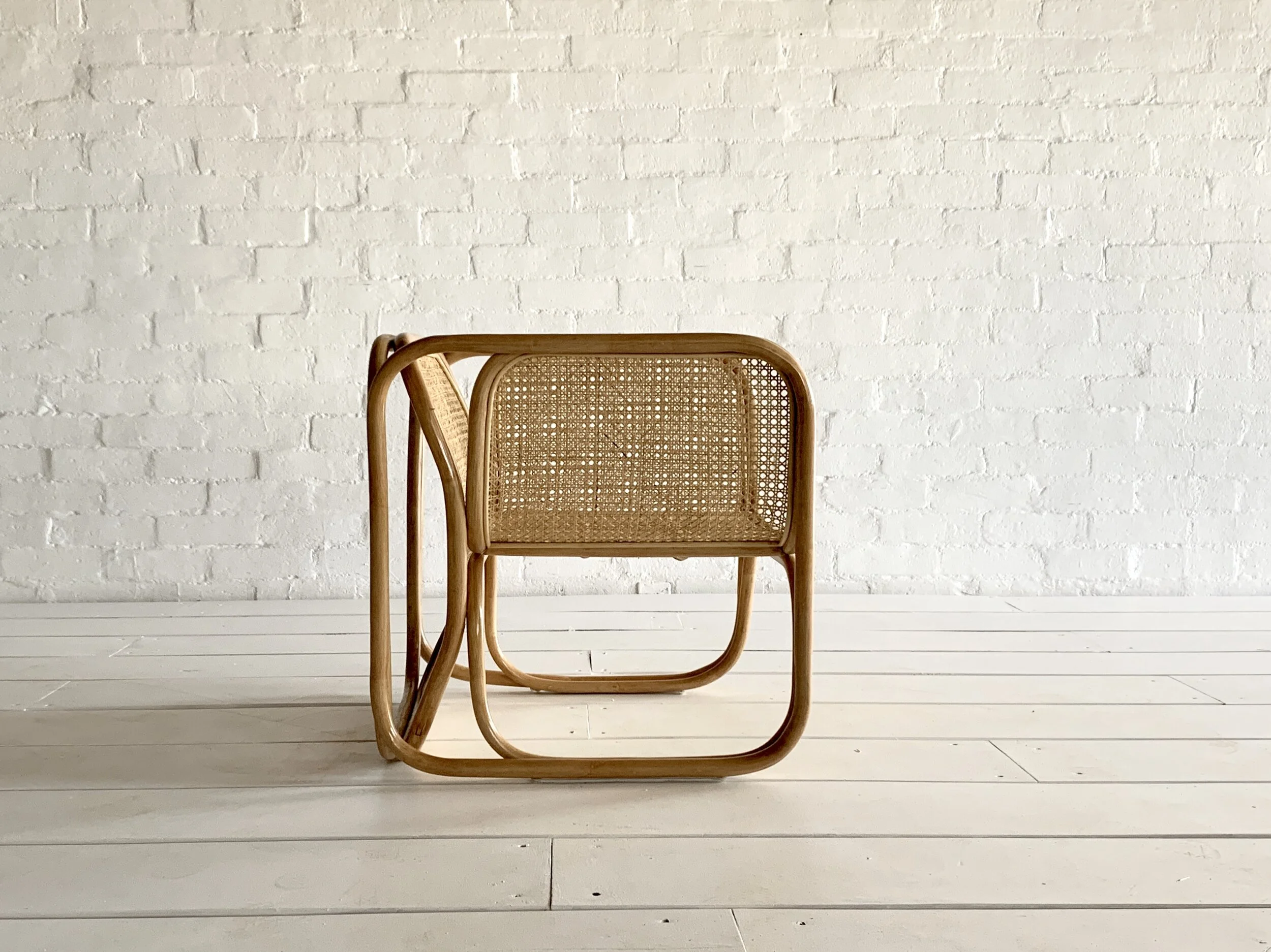 513C2CBF-A0E2-44E2-95E9-DDE50C33918C