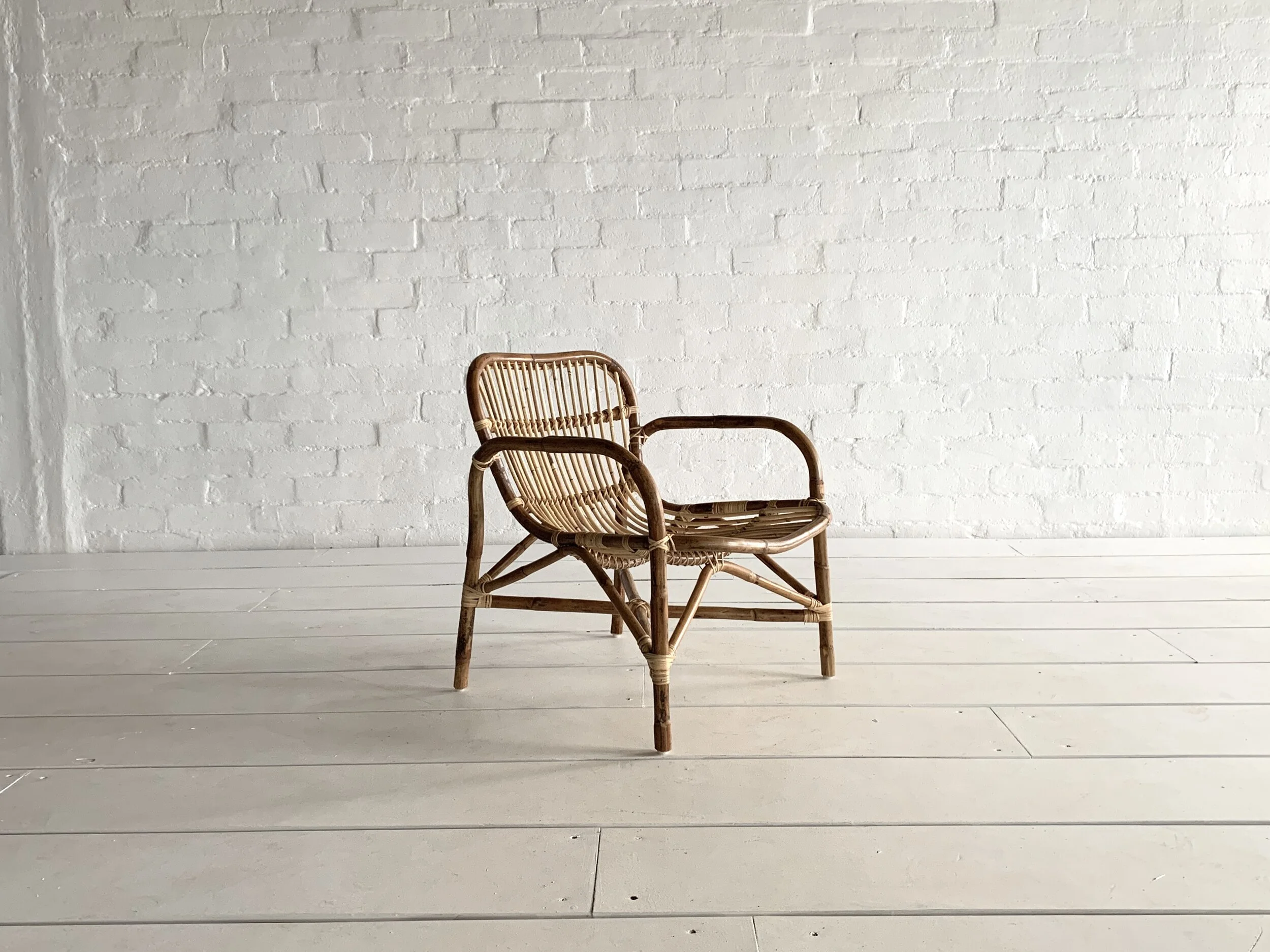 F725C35A-31A8-43A1-906B-90455E7795C4