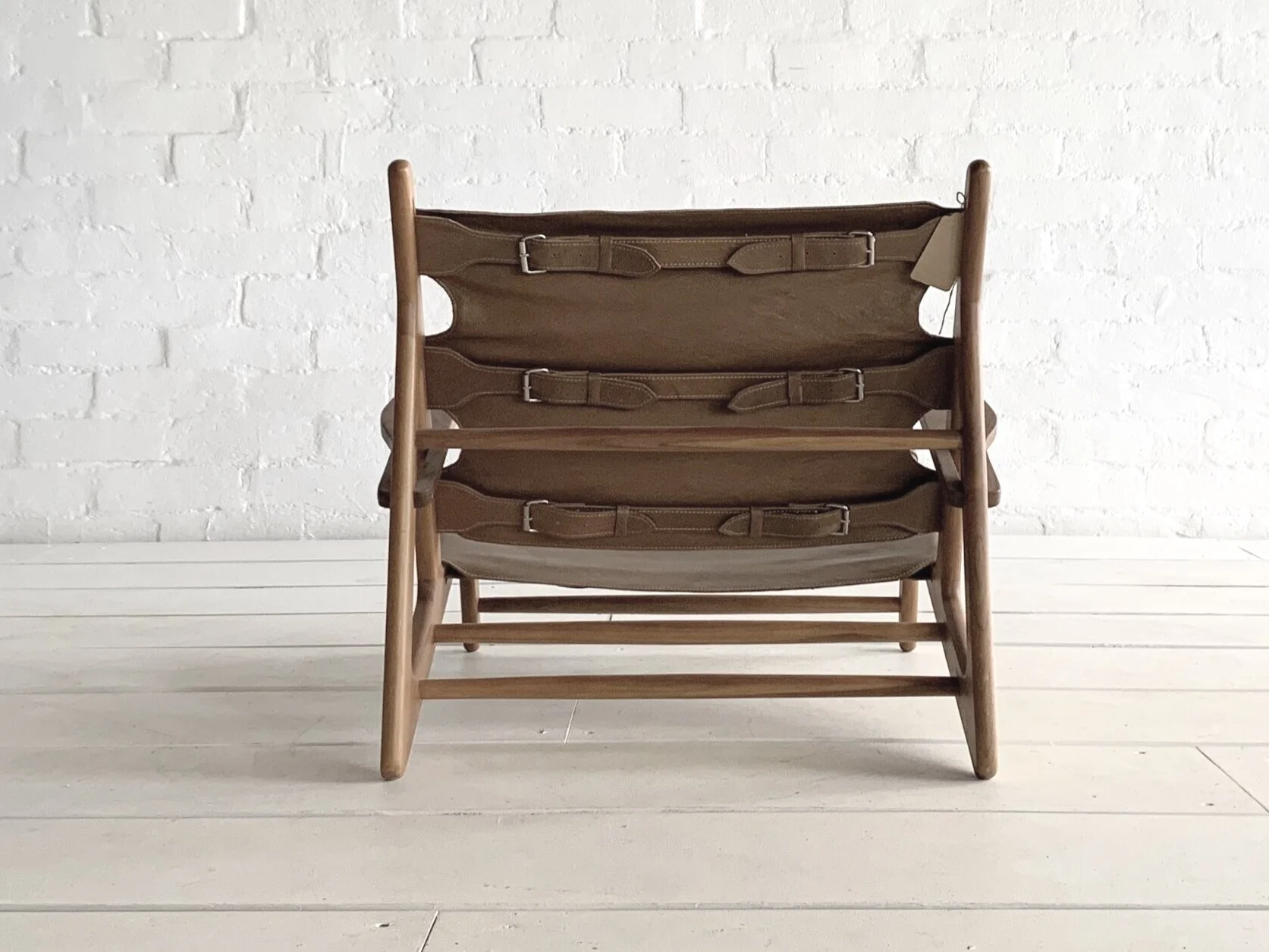 2E677E3D-FF91-4D84-9F9B-09930C2DEBE1