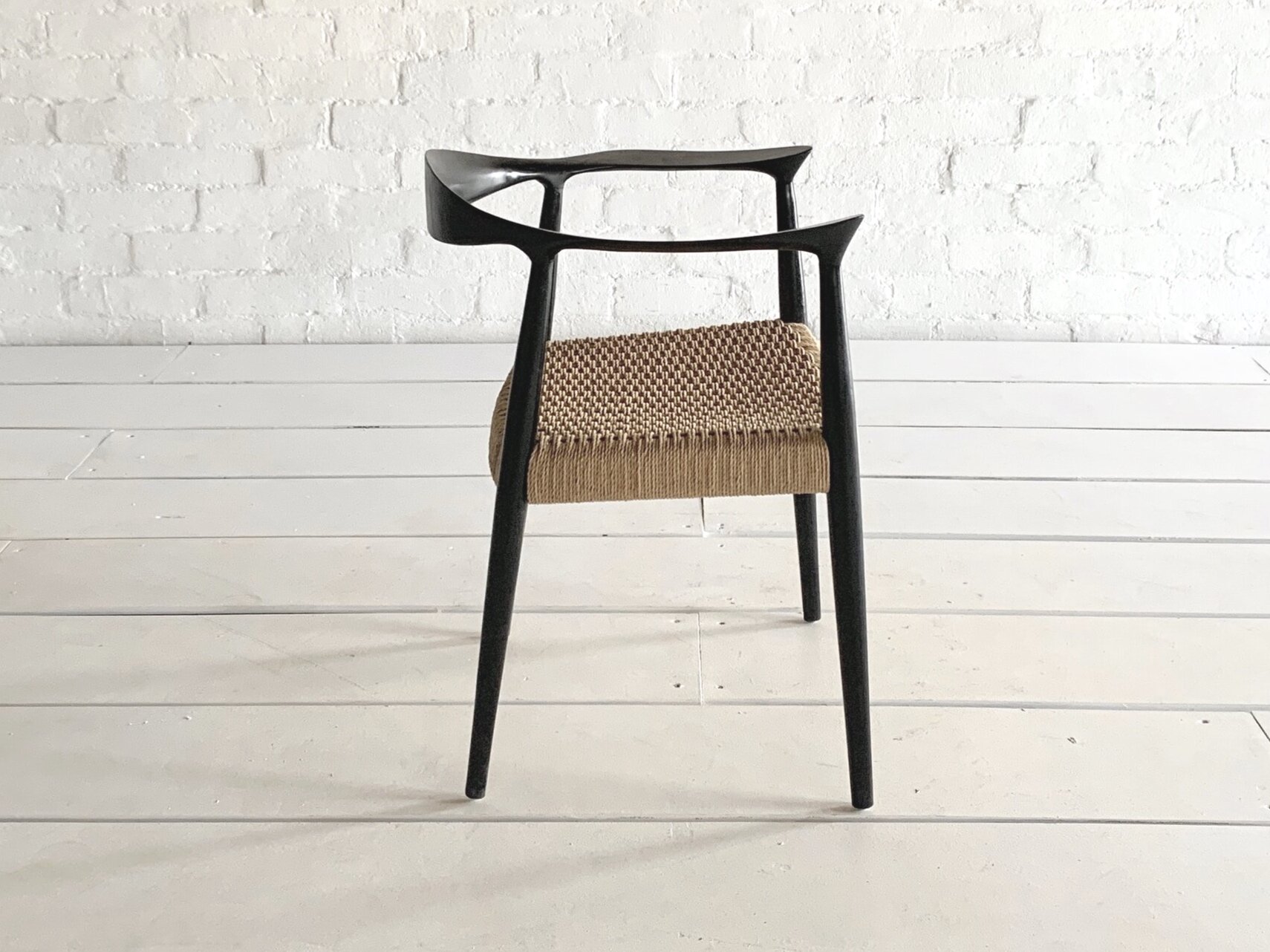 171CACA0-7A6D-4A6F-8A7A-A55551039B8D