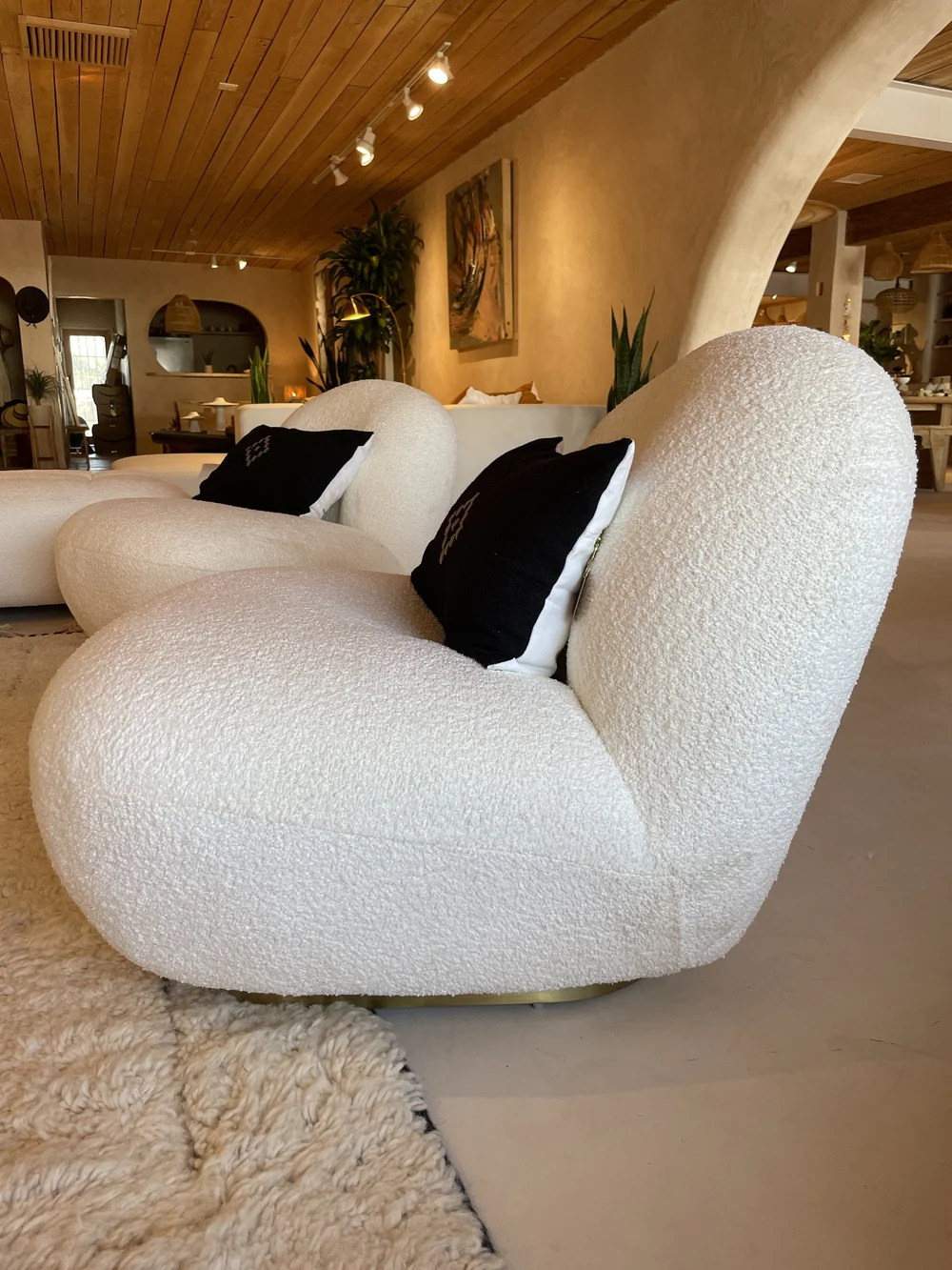 acme furniture ハースラグ Acme Furniture Vendome Eastern King Size Synthetic Leather