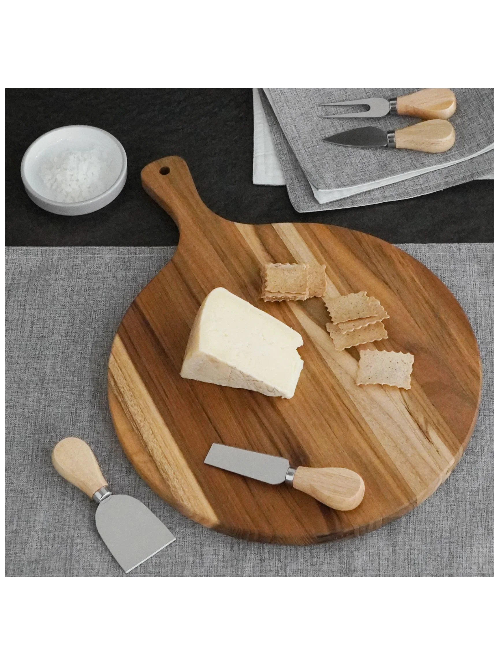 Lucy Round Cutting Board