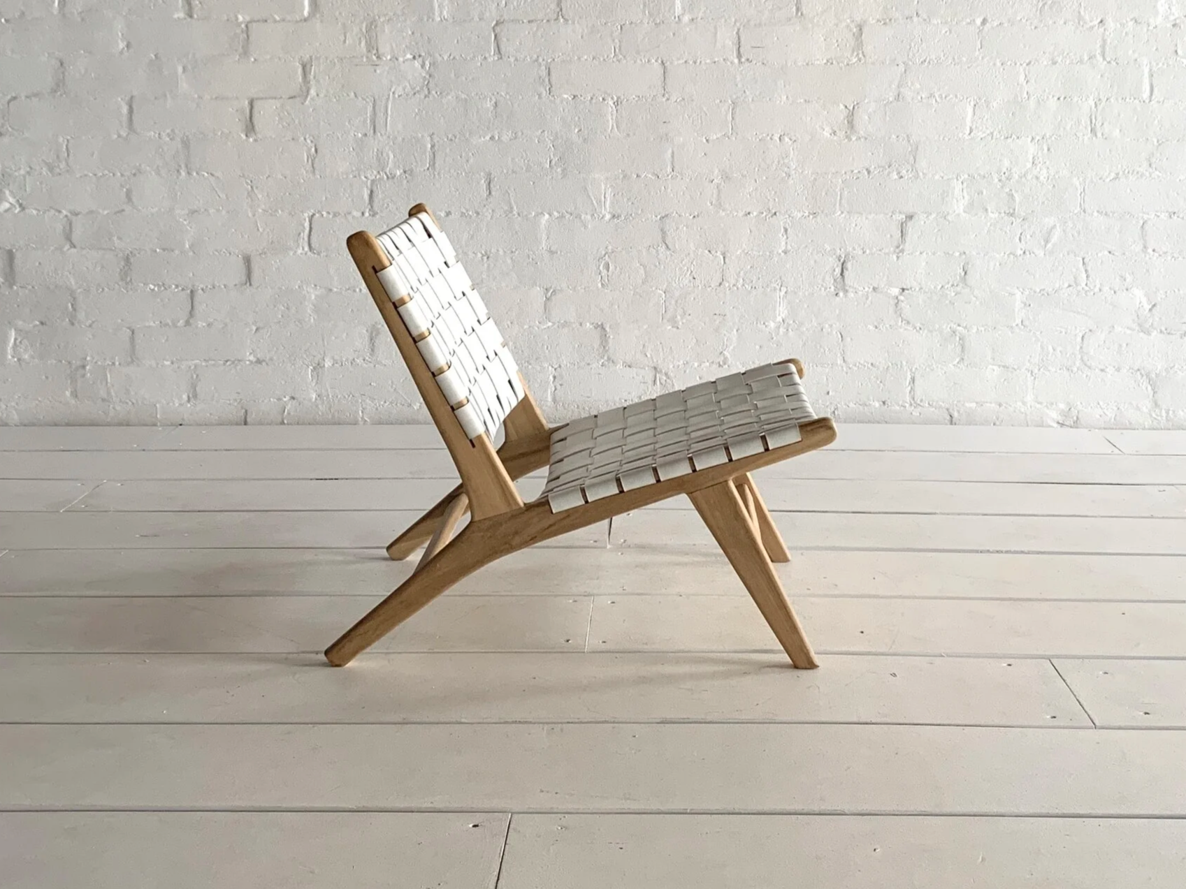 0E8C37BE-5D7E-4E89-8053-F96D39884FF2