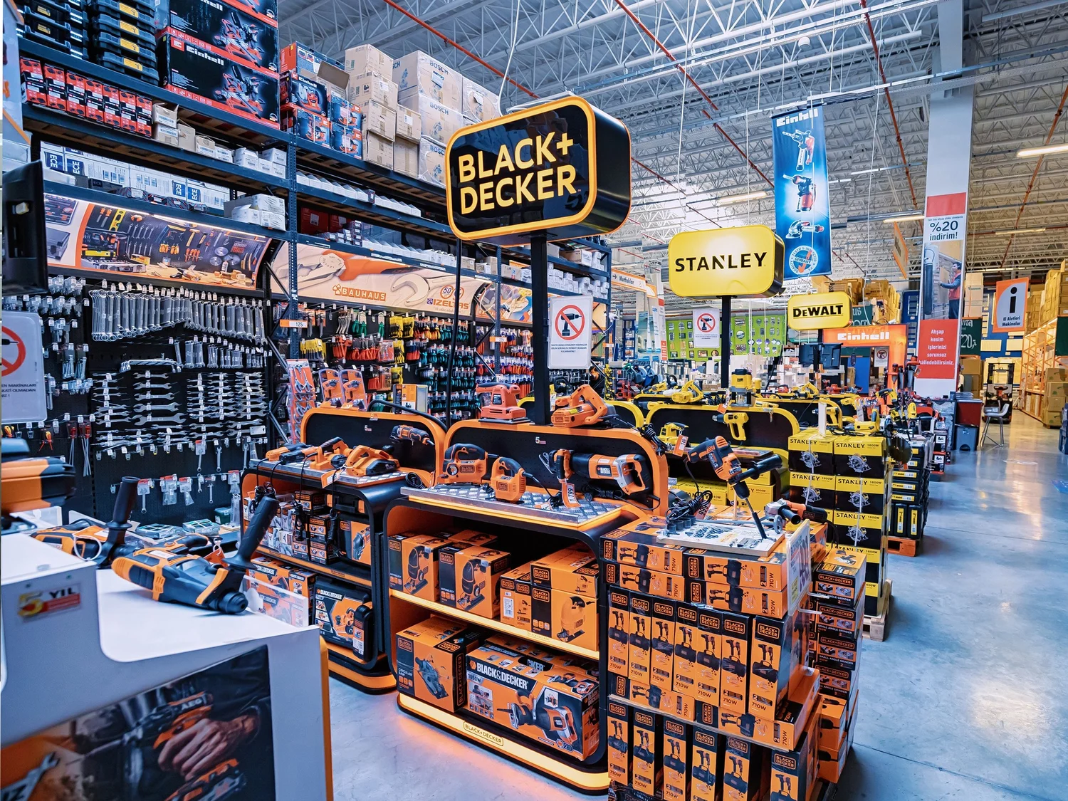BLACK+DECKER - Logo & Identity — Marc Hohmann