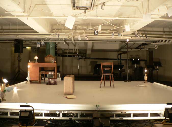 2008_The_Diary_Of_Anne_Frank_01.jpg