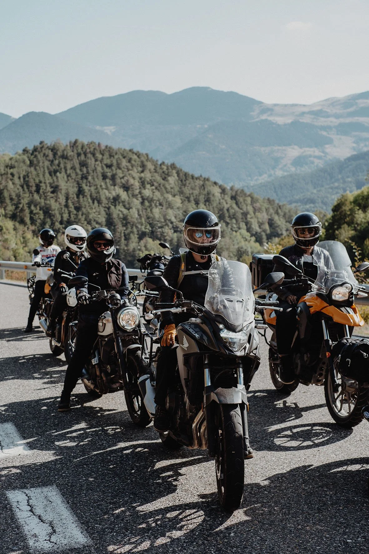 Chica Scramble - BikerBnB Adventures