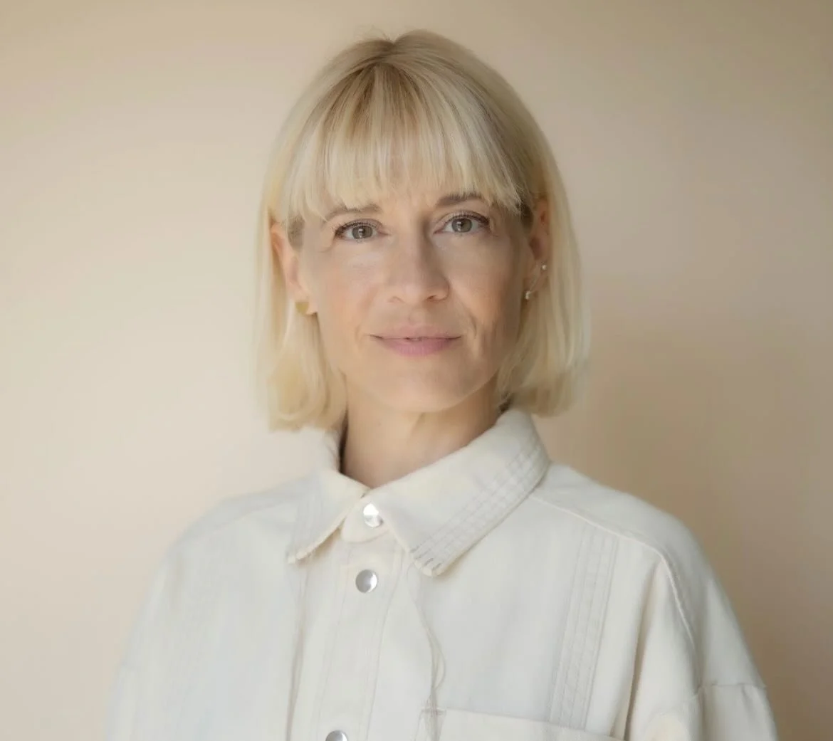 Mens @drtv_dr / Danmarks Radio s&aelig;tter fokus p&aring; &ldquo;Vi taler om at d&oslash;&rdquo; stiller @mariehoest skarpt p&aring; et tech take p&aring; emnet.

&ldquo;Kan vi tale med de d&oslash;de&rdquo; er et nyt foredrag om sorg, kunstig intel