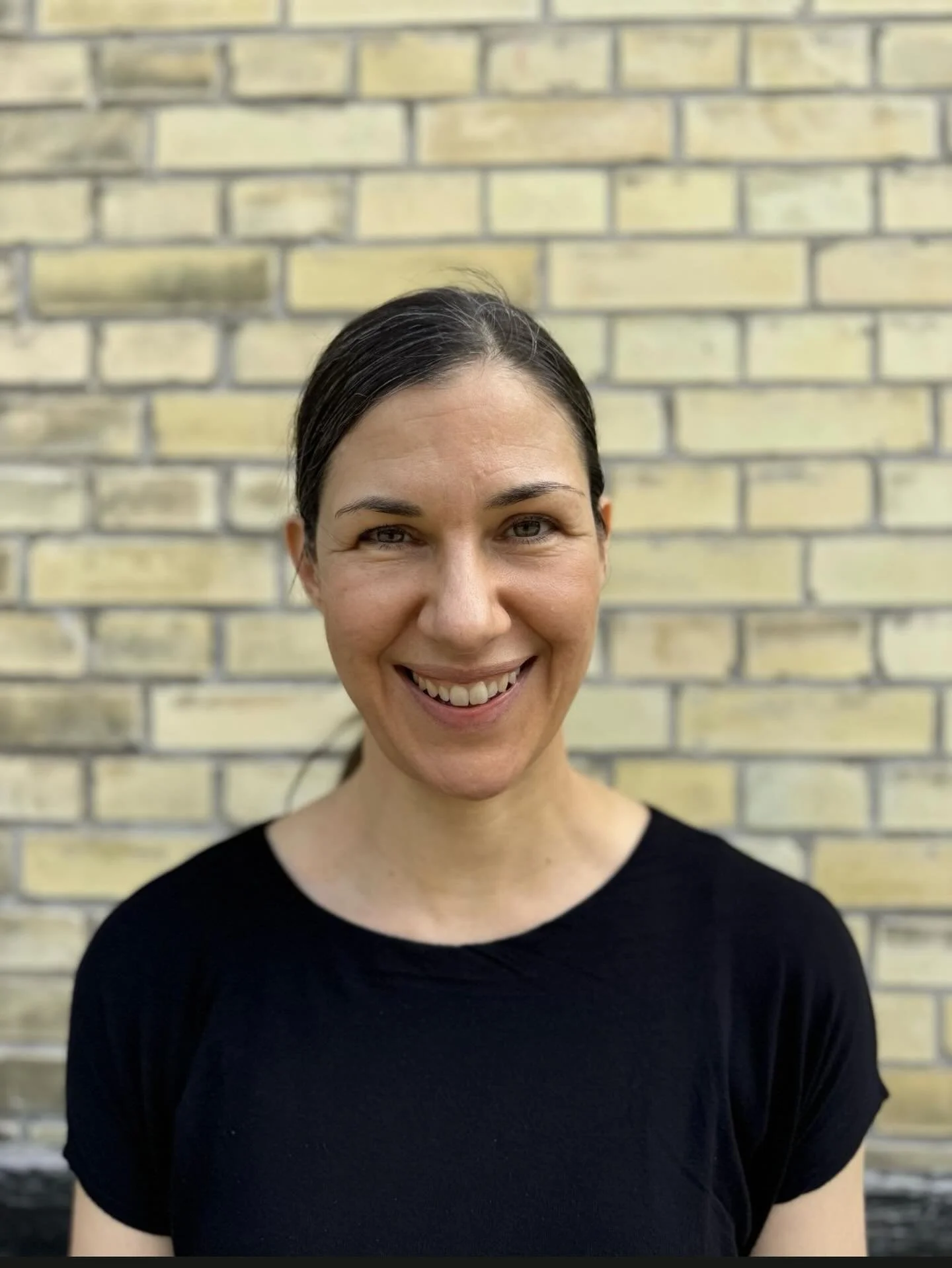 Velkomme til Line Hviid / @rodenisamarbejde i Kiercom.dk

Line Hviid er selvst&aelig;ndig konsulent og podcaster siden 2021.&nbsp;
Hun har gennem mere end 15 &aring;r hjulpet ledere, teams og organisationer i det digitale felt med at forvandle forsin