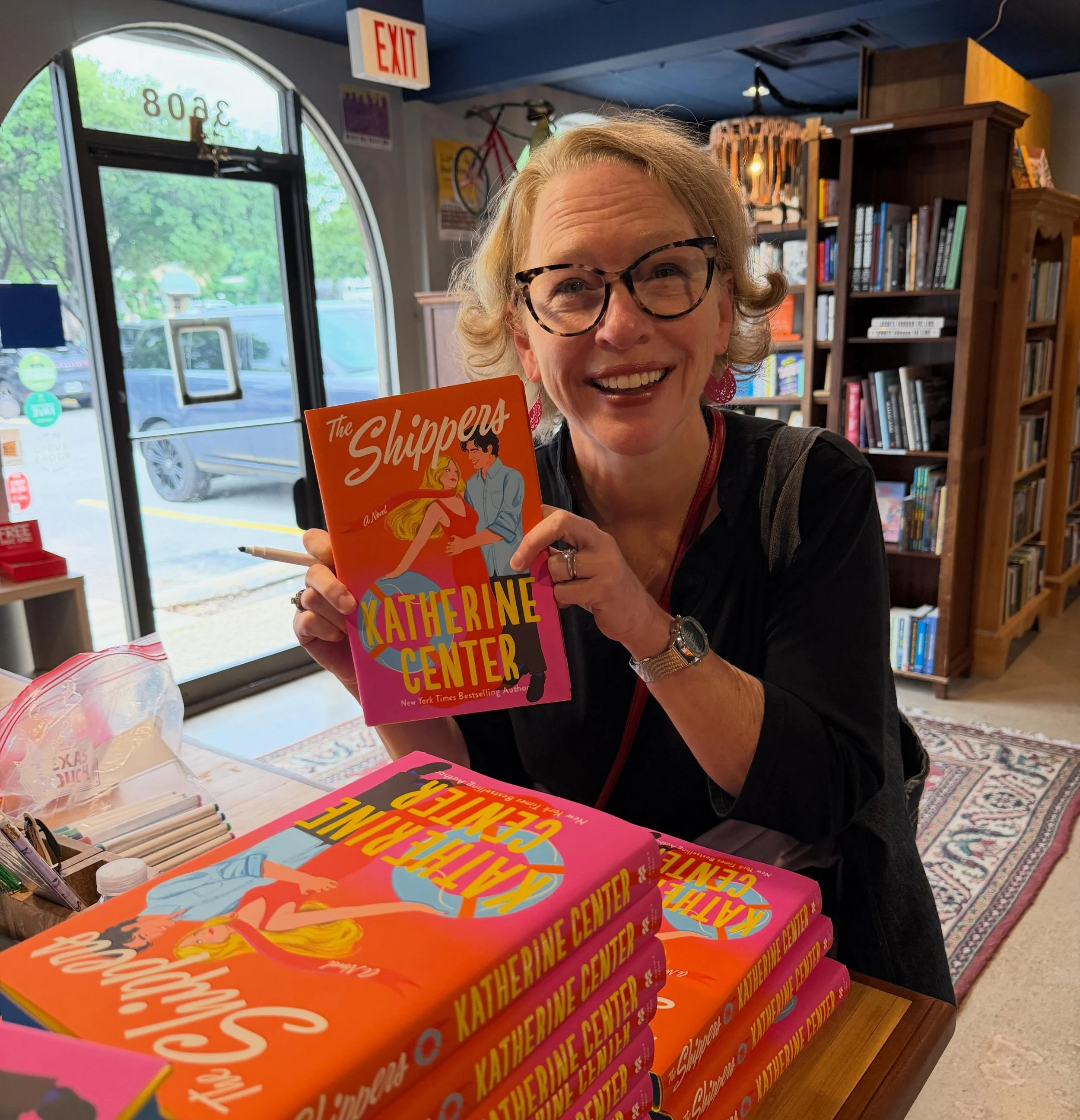 We were thrilled that @katherinecenter stopped by to sign copies of her just released novel The Shippers! She is one of the hottest, fastest-rising Rom Com stars and her latest is a swoon-worthy novel set on a cruise ship with passion, hijinks, umbre