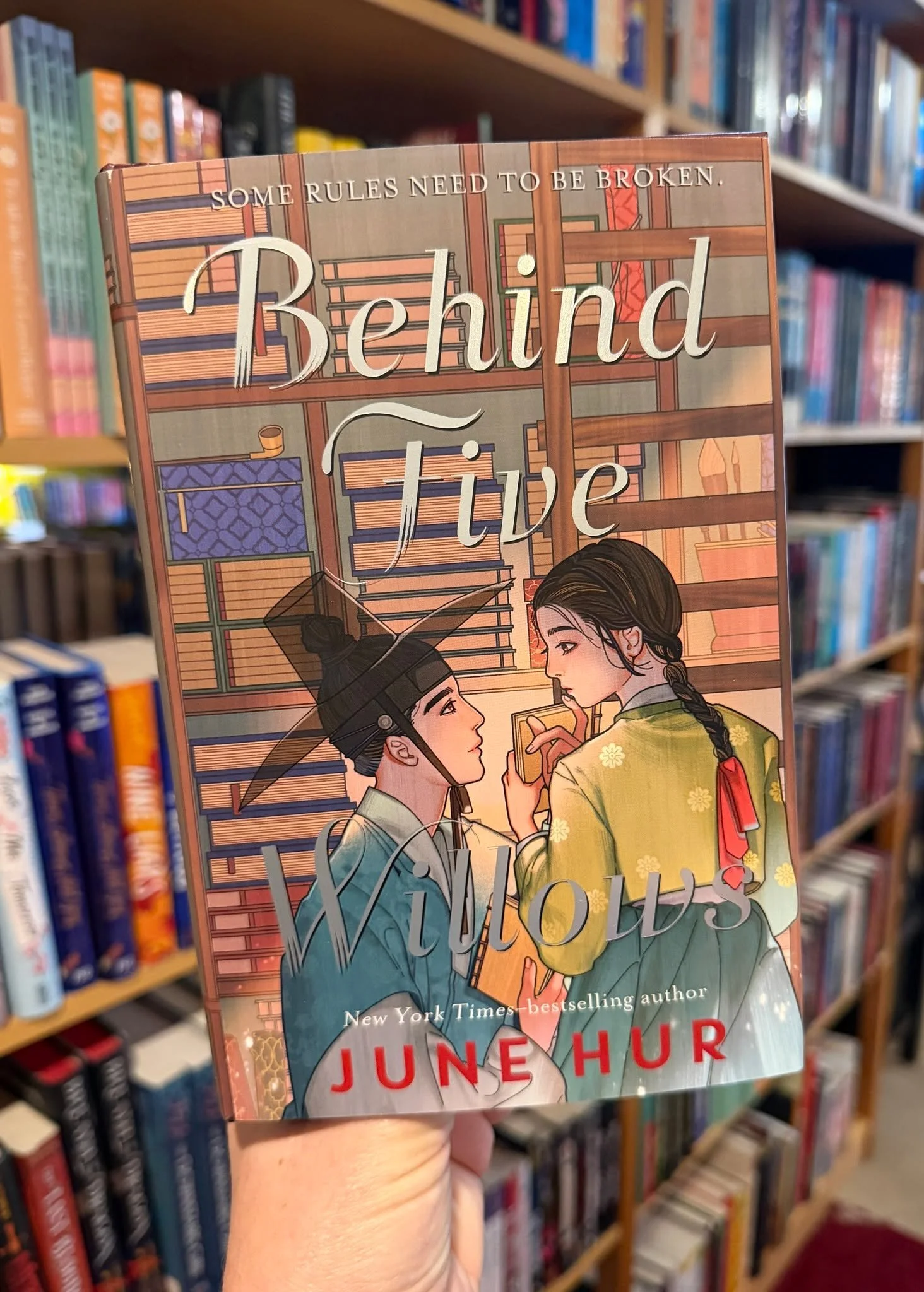 As the dutiful second-eldest daughter of a poor family, society would have Haewon believe that her only hope of a decent life is to marry well. But during a time of rampant government censorship and book banning, she instead works as an illegal book 