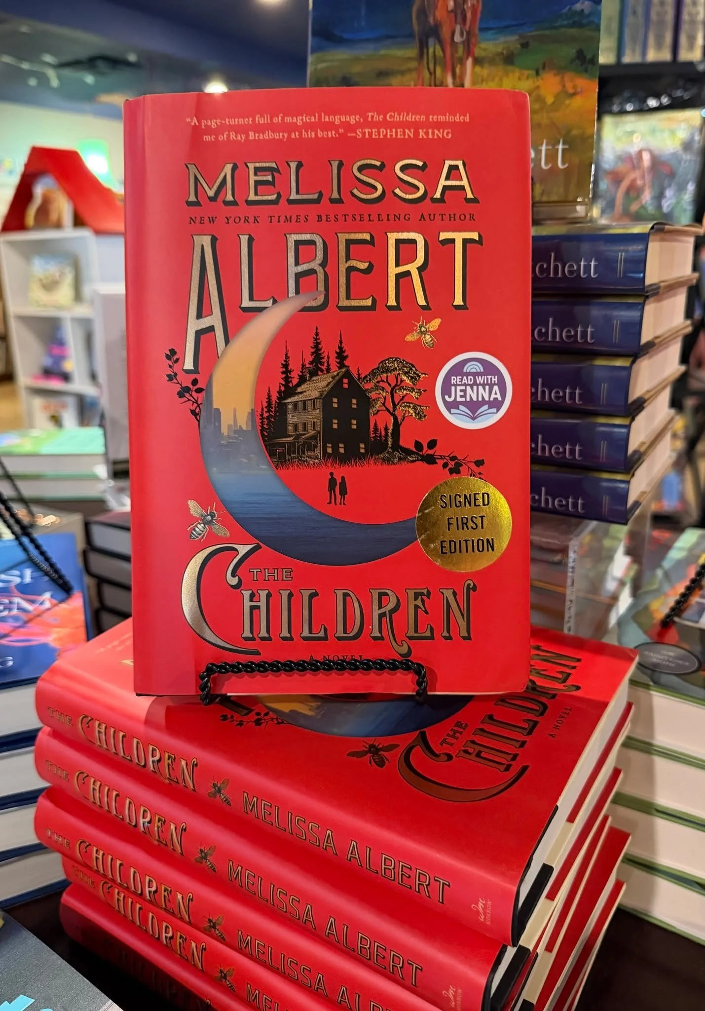 Guinevere Sharpe has two childhoods.

In one, she and her brother, Ennis, live in the wooded shadow of their family's isolated Vermont farmhouse; in the other, the pages of their mother&rsquo;s world-famous Ninth City books, where their magical adven