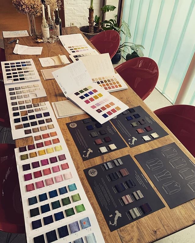 Working on some exciting new knitwear stuff. Made-to-measure knitwear at its best 👌

#borelio #bespoke #manufacturer #sportswear #madetomeasure #series #trousers #pants #chino #fivepocket #jeans #menswear #customclothing #menstailoring #mensclothing