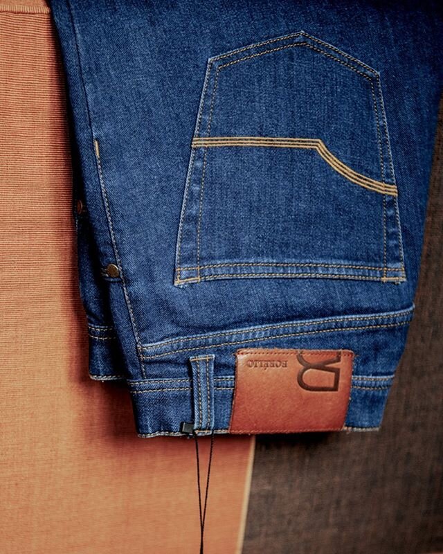 Pioneers in MTO and MTM denim trousers. 
#borelio #bespoke #manufacturer #sportswear #madetomeasure #series #trousers #pants #chino #fivepocket #jeans #menswear #customclothing #menstailoring #mensclothing #gentlemen #madeineurope #bespokeclothing #t