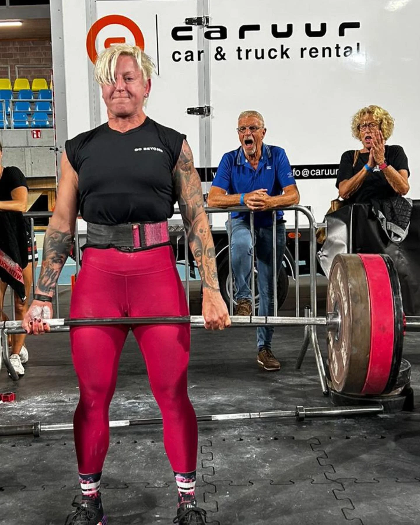So much love &amp; joy this weekend 😍

Iedereen van de box zowel thuis als on the floor WAAAAAW wat een energie, wat een vibes! 🤩
Alle mede atleten, THIS IS CROSSFIT! 
Wat een community 🥰

@crossfit.brug6 🔥
@jeanninewolfs &amp; @eddyver16 (mam&am