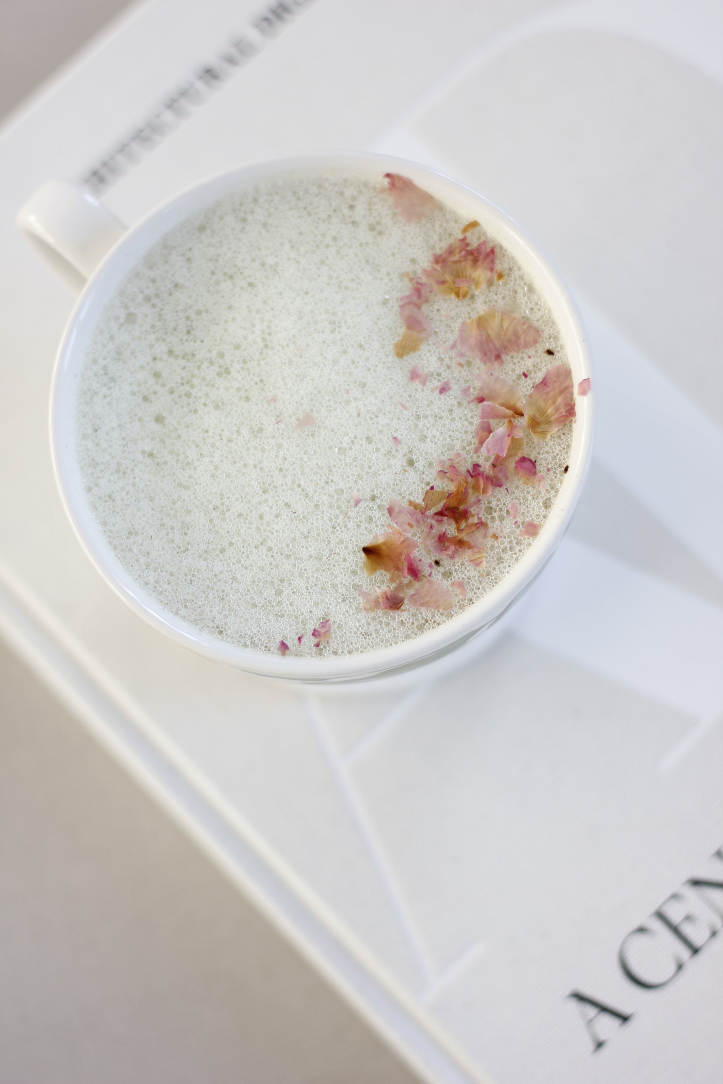 Pumpkin spice matcha latté