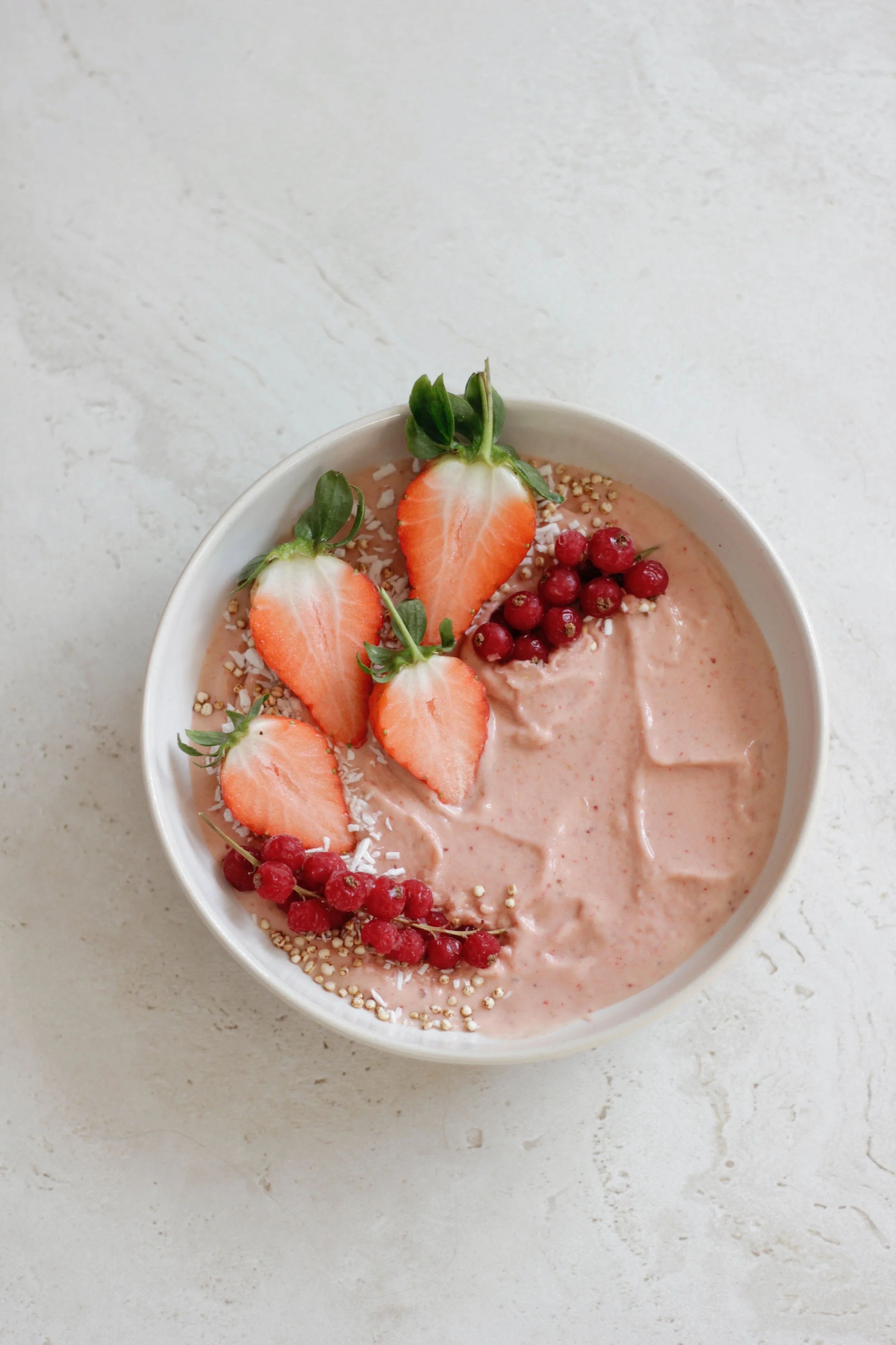 Jordbær smoothiebowl
