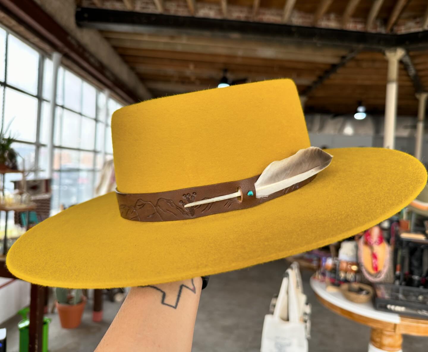 On its way to its home&hellip;. 
Mustard&hellip;
Gold&hellip; love the color
Hint of turquoise 
#aghaahatco
#hatmakerofelpaso
#madeinelpaso 
#elpaso 
#elpasotx