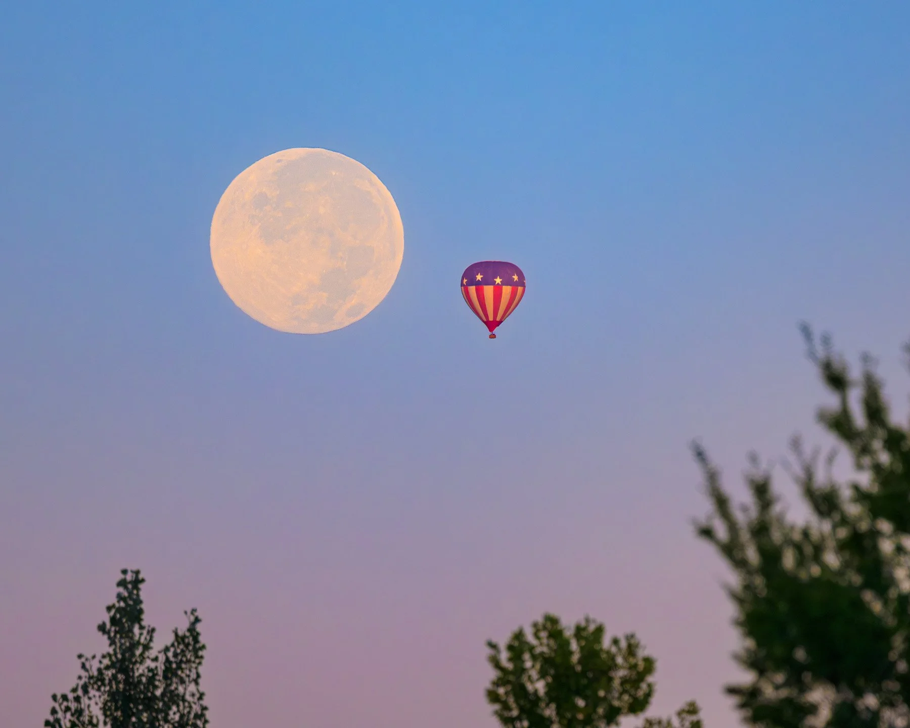 20251007_0721_5114_BalloonFiesta.jpg