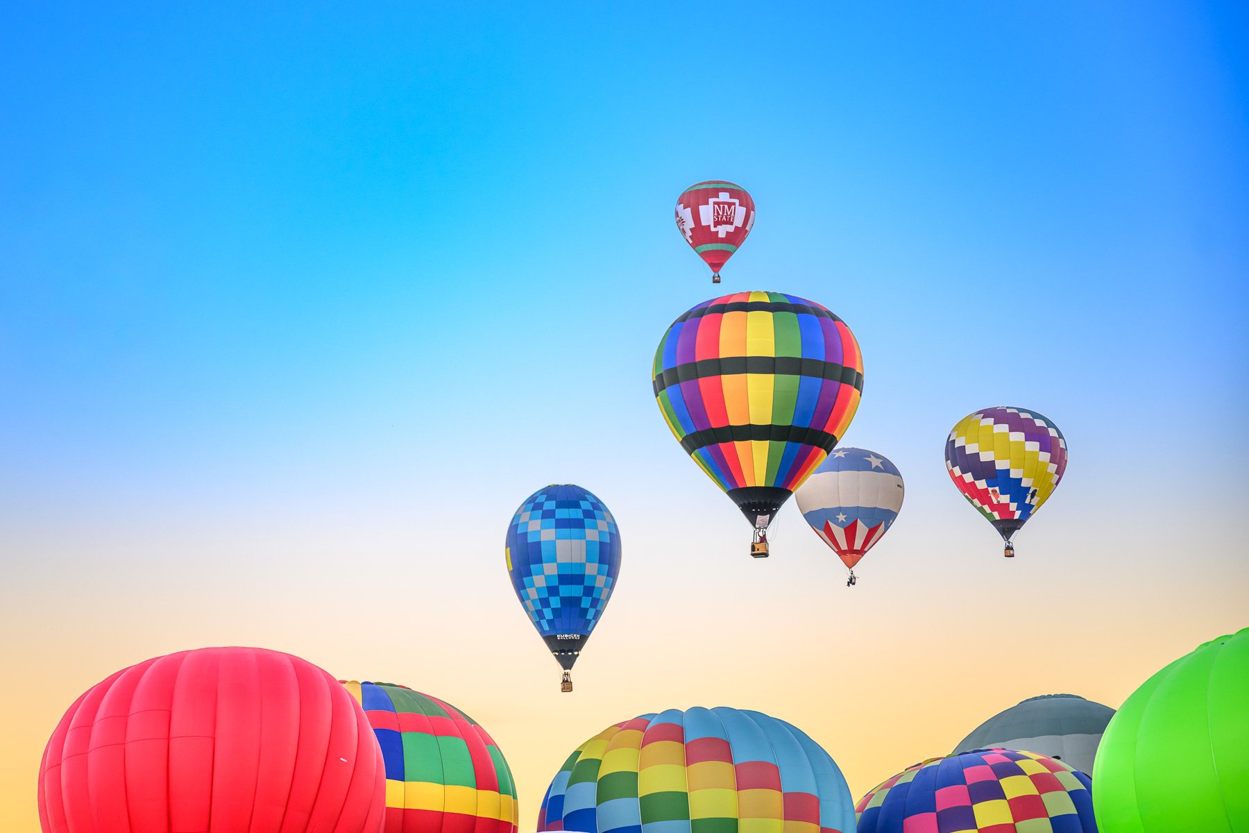 20261003_0709_7468_BalloonFiesta.jpg