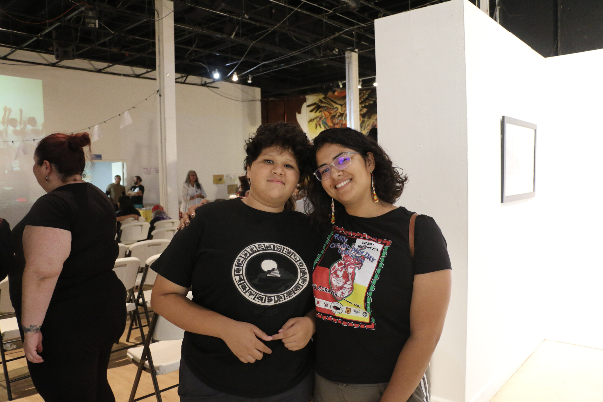 Summer 2018 - Dos mujeres miembros de las Caravanas.