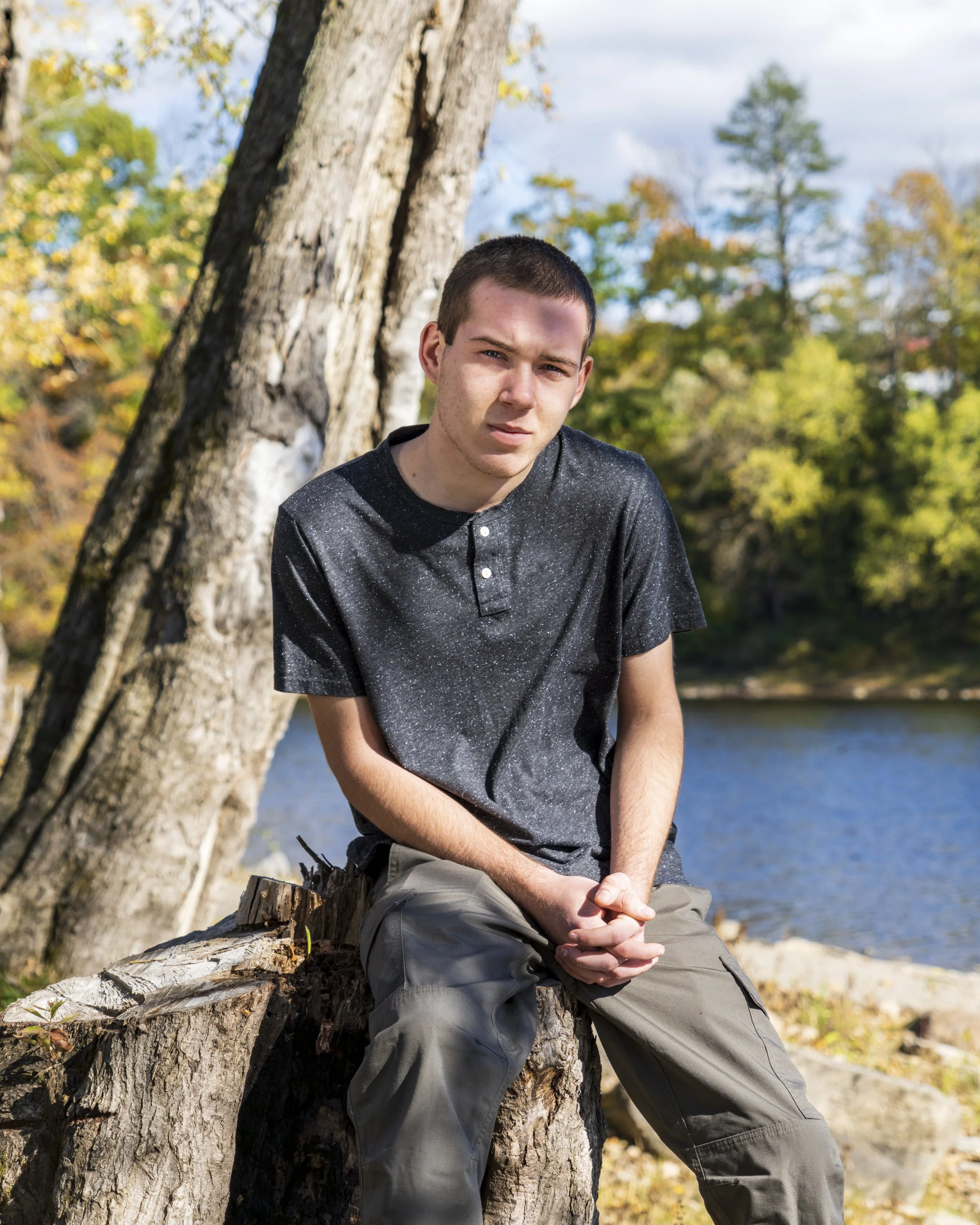 D Murray - Senior Portrait-2921 3.jpg