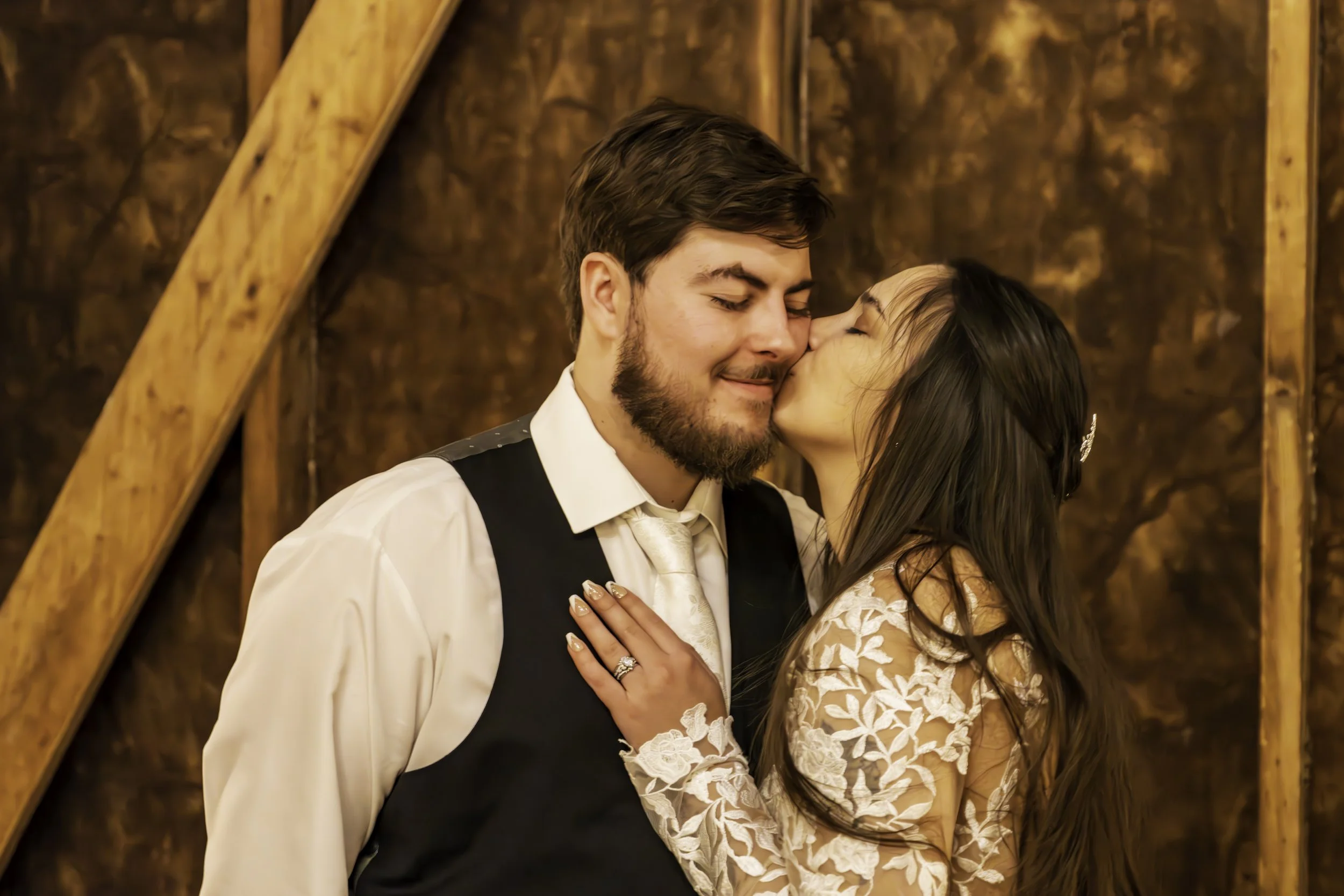 Timmy & Hannah Cornell-3553 3.jpg