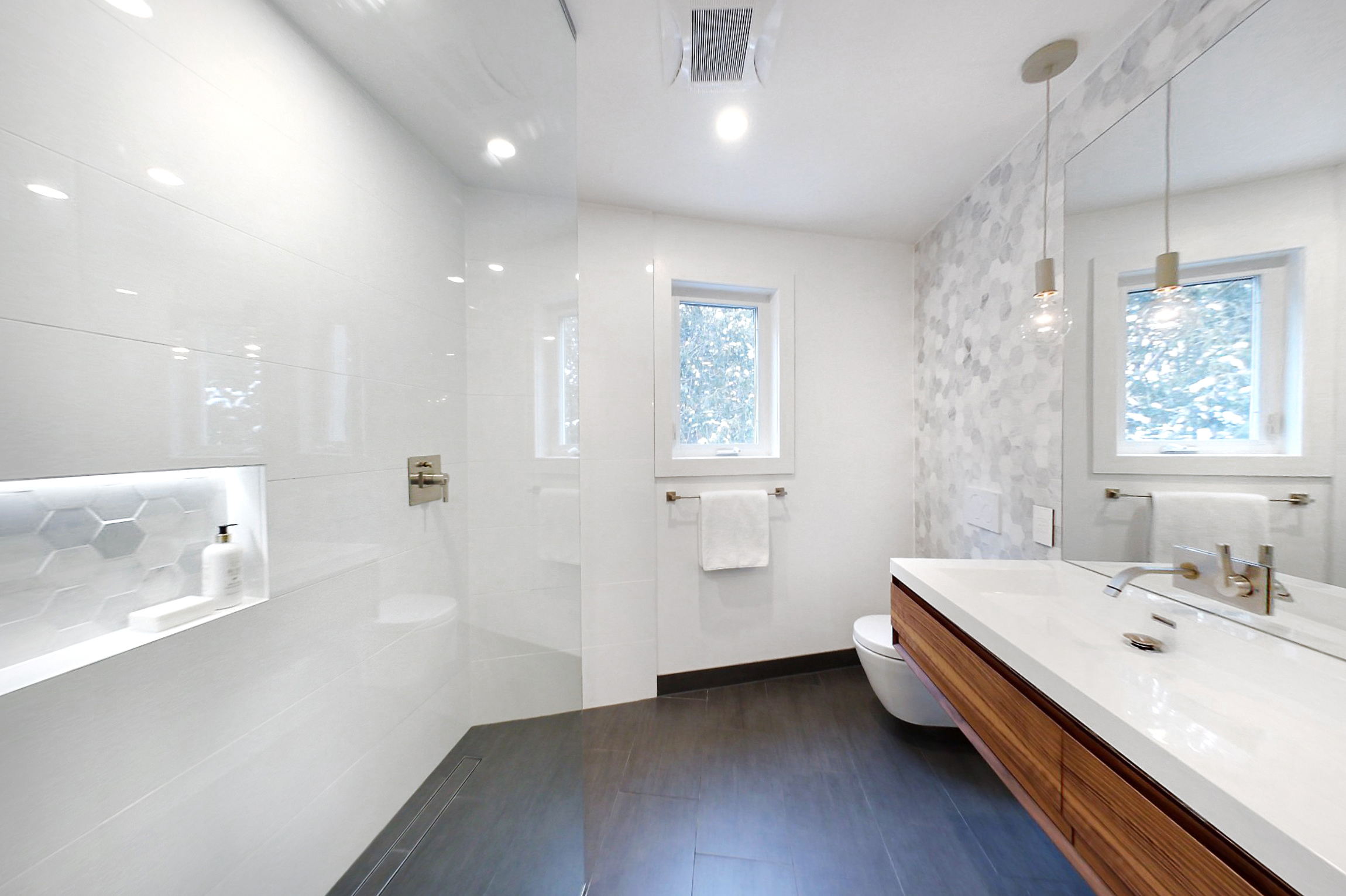 Renovate Inc. Homes, Chalets & Cottages
