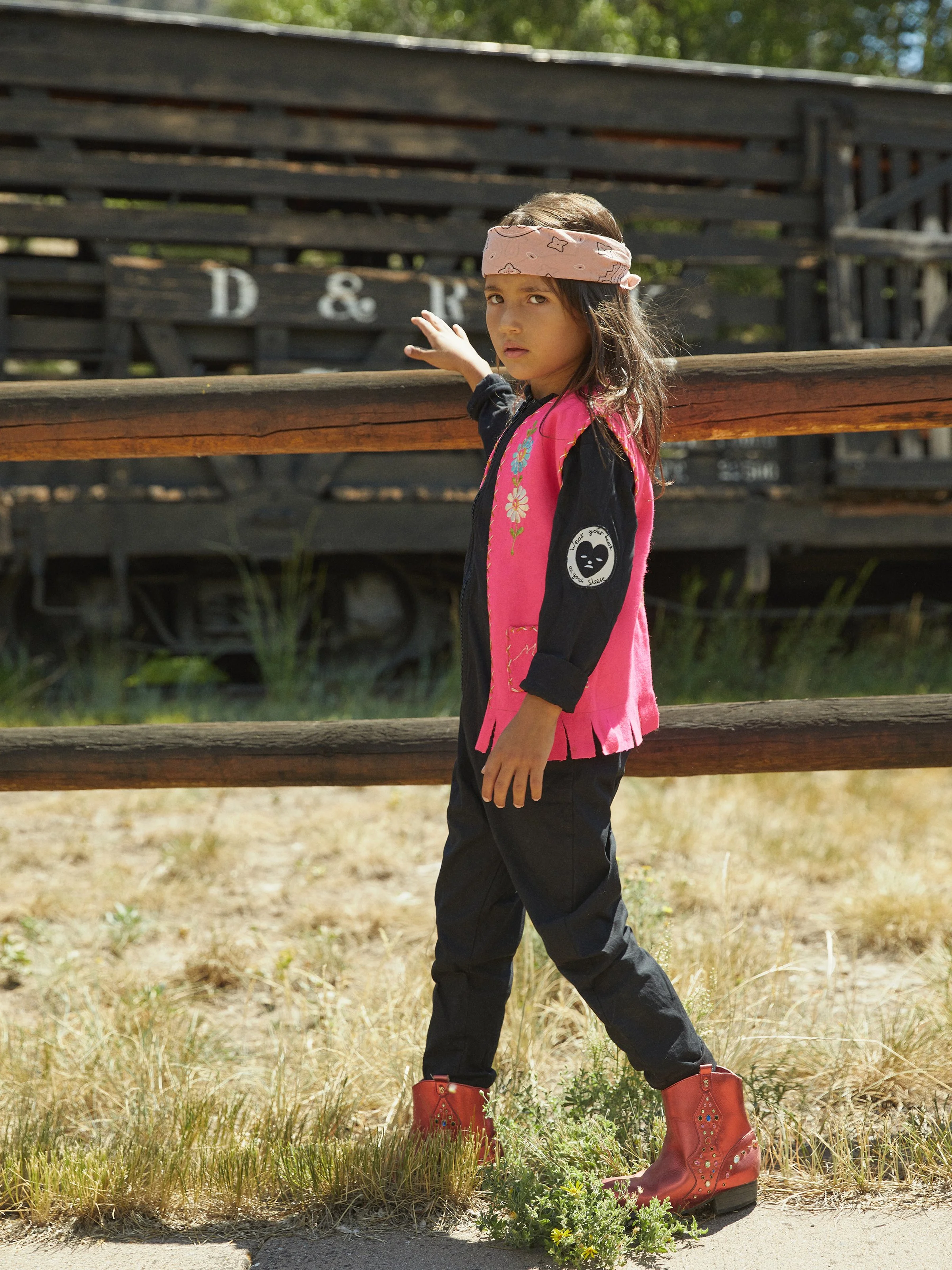 20220710-28_PARACHUTE_SHOT 2_022_V1_S.jpg