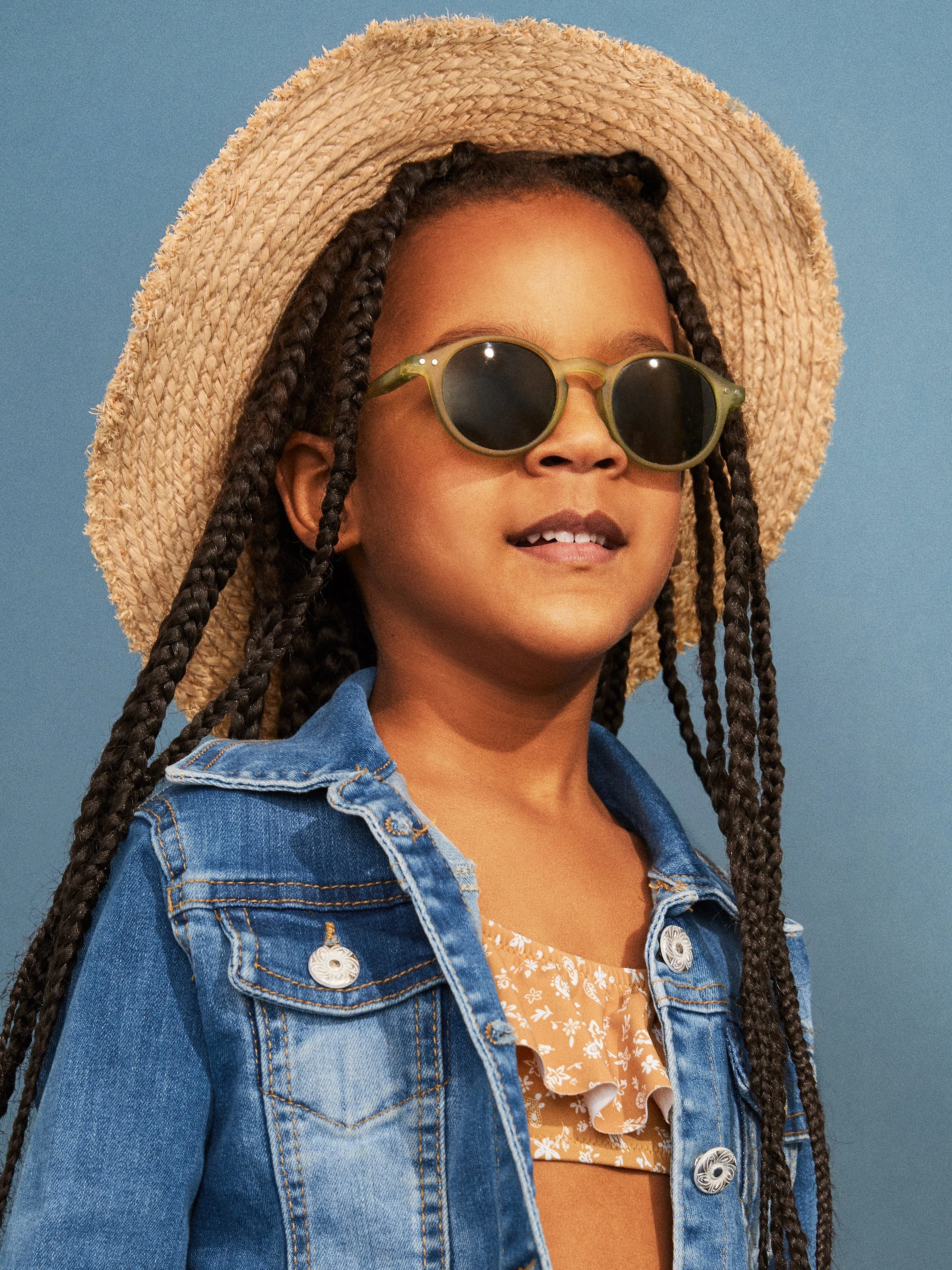 12 20220210 VERUSCHKA_SHOT 5-179 v1_S.jpg