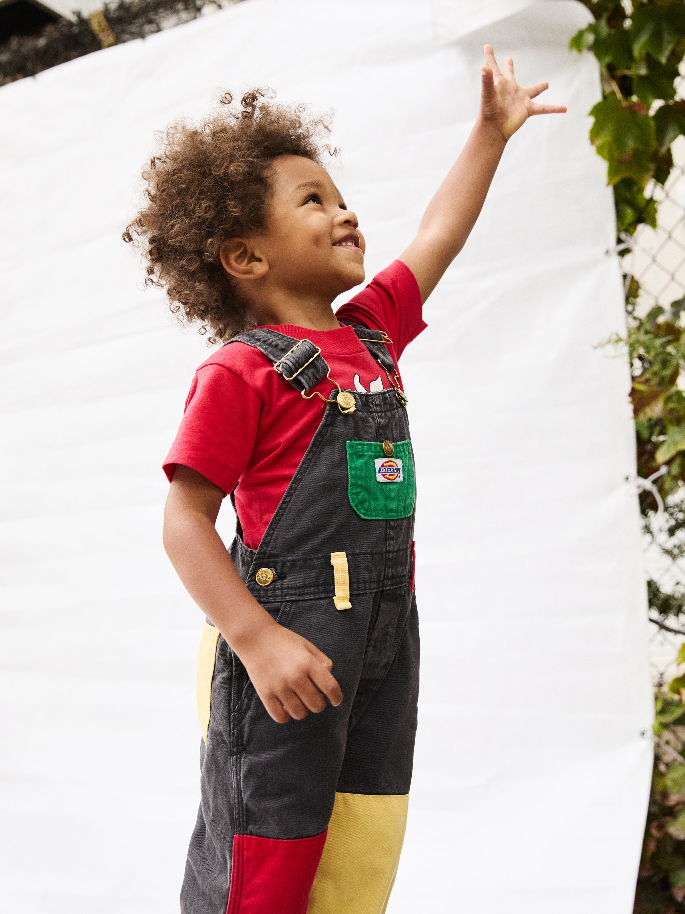 20251011_POP_UP_Parachute_Fall_09 Kayembe_1645_V1.jpg