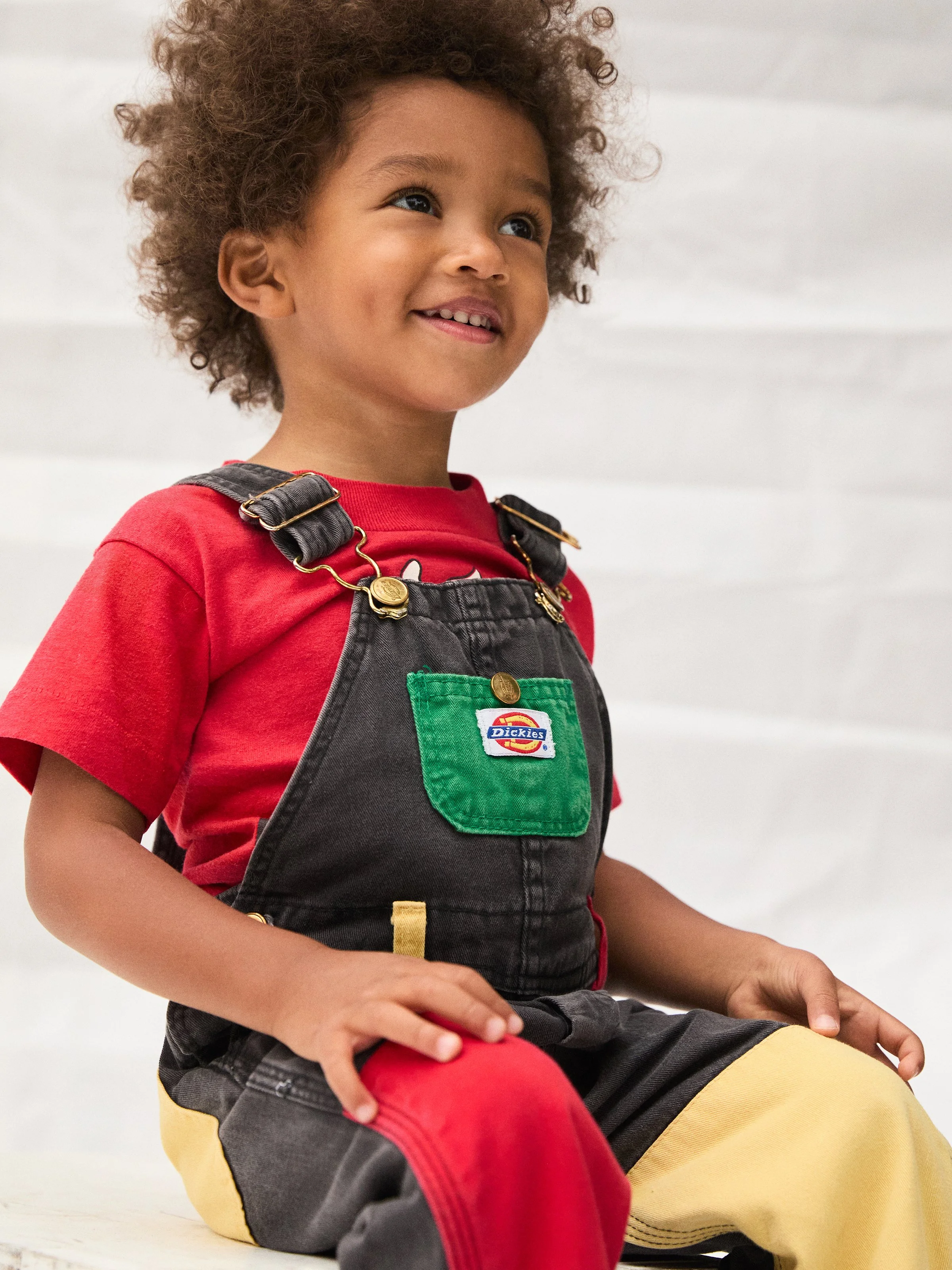 20251011_POP_UP_Parachute_Fall_09 Kayembe_1696_V1.jpg