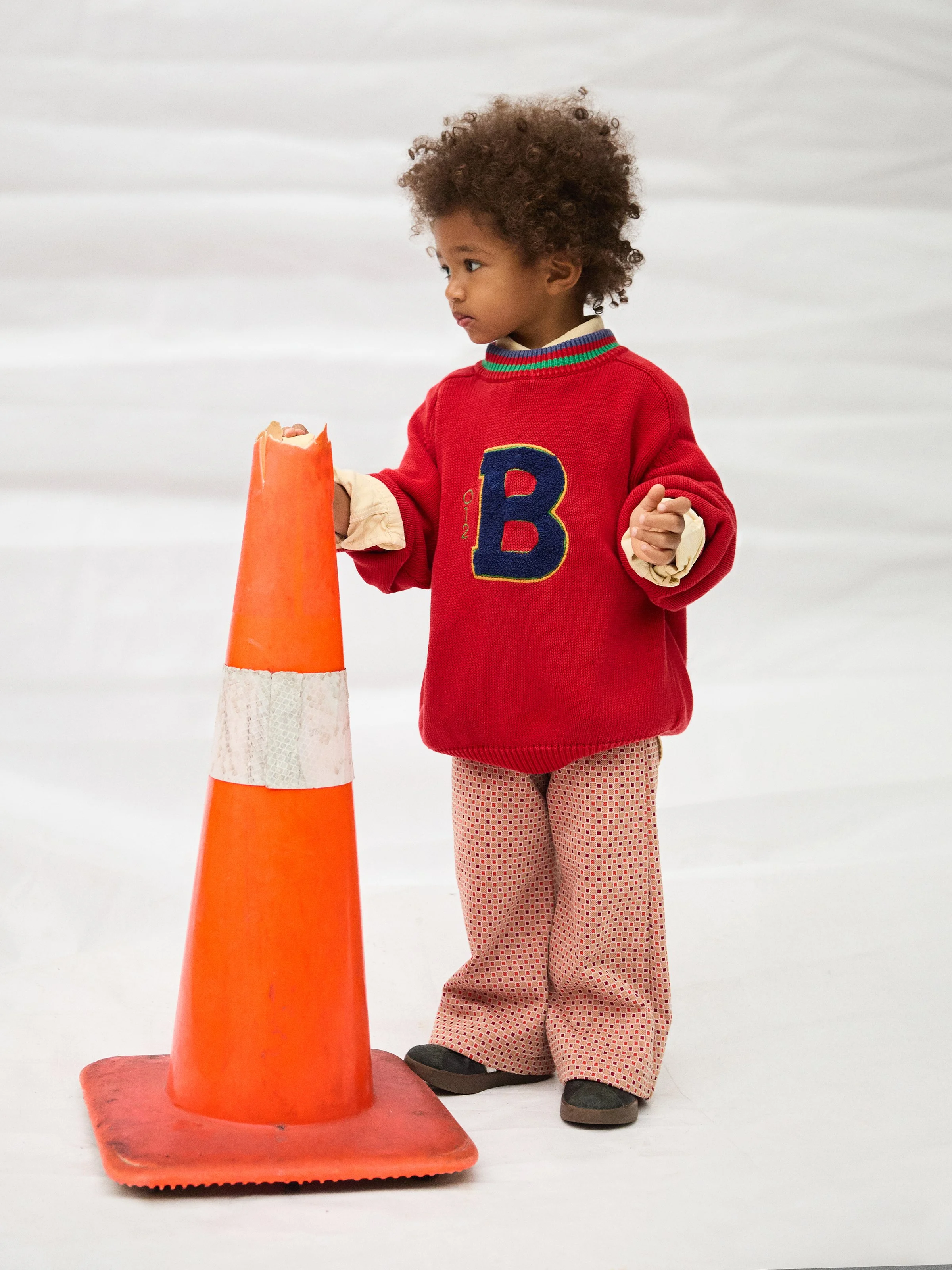 20251011_POP_UP_Parachute_Fall_09 Kayembe_1925_V1.jpg