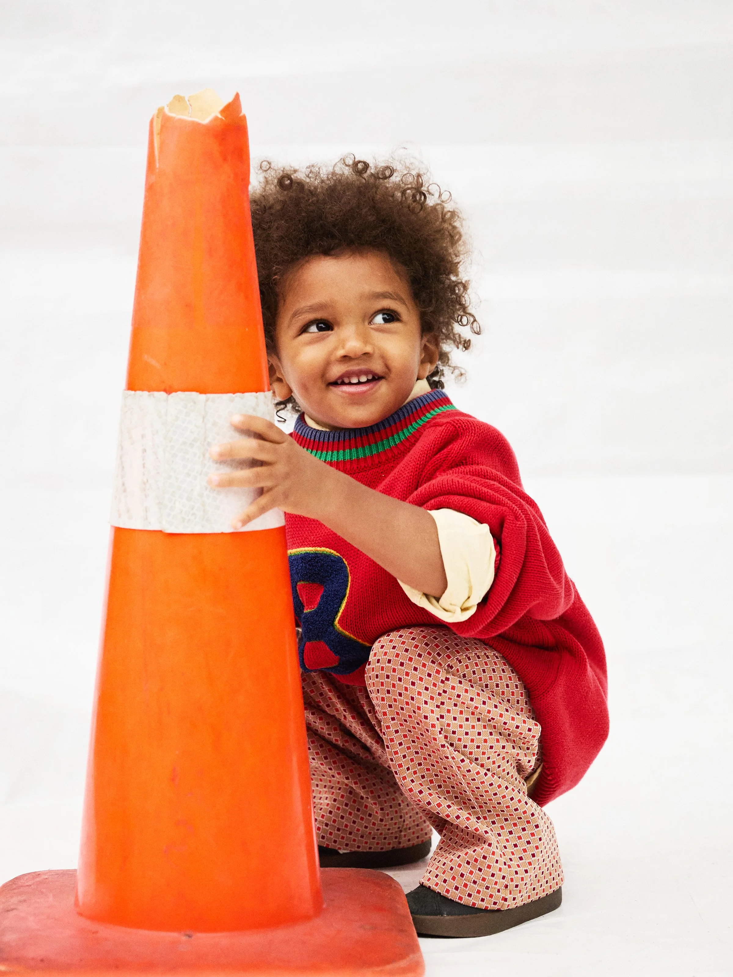 20251011_POP_UP_Parachute_Fall_09 Kayembe_1948_V1.jpg