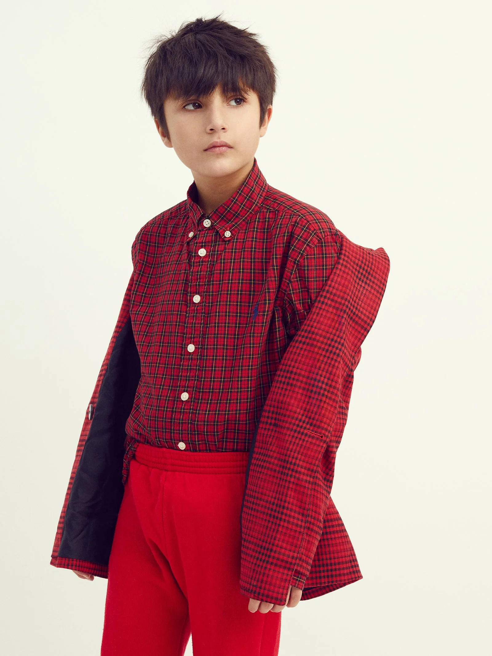 SHOT 1_0138_V1_S.jpg