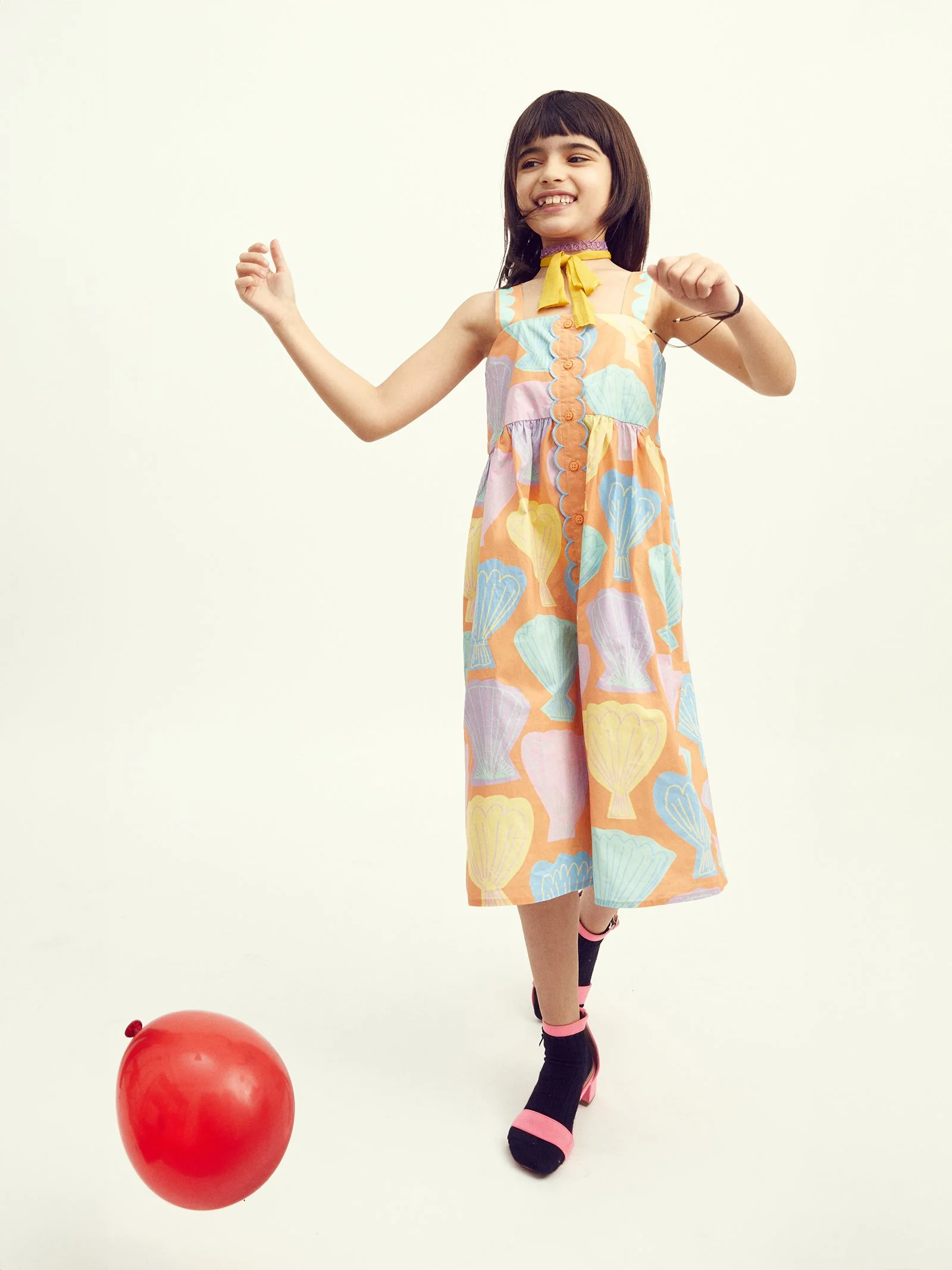 SHOT 2_0352_V1_S.jpg