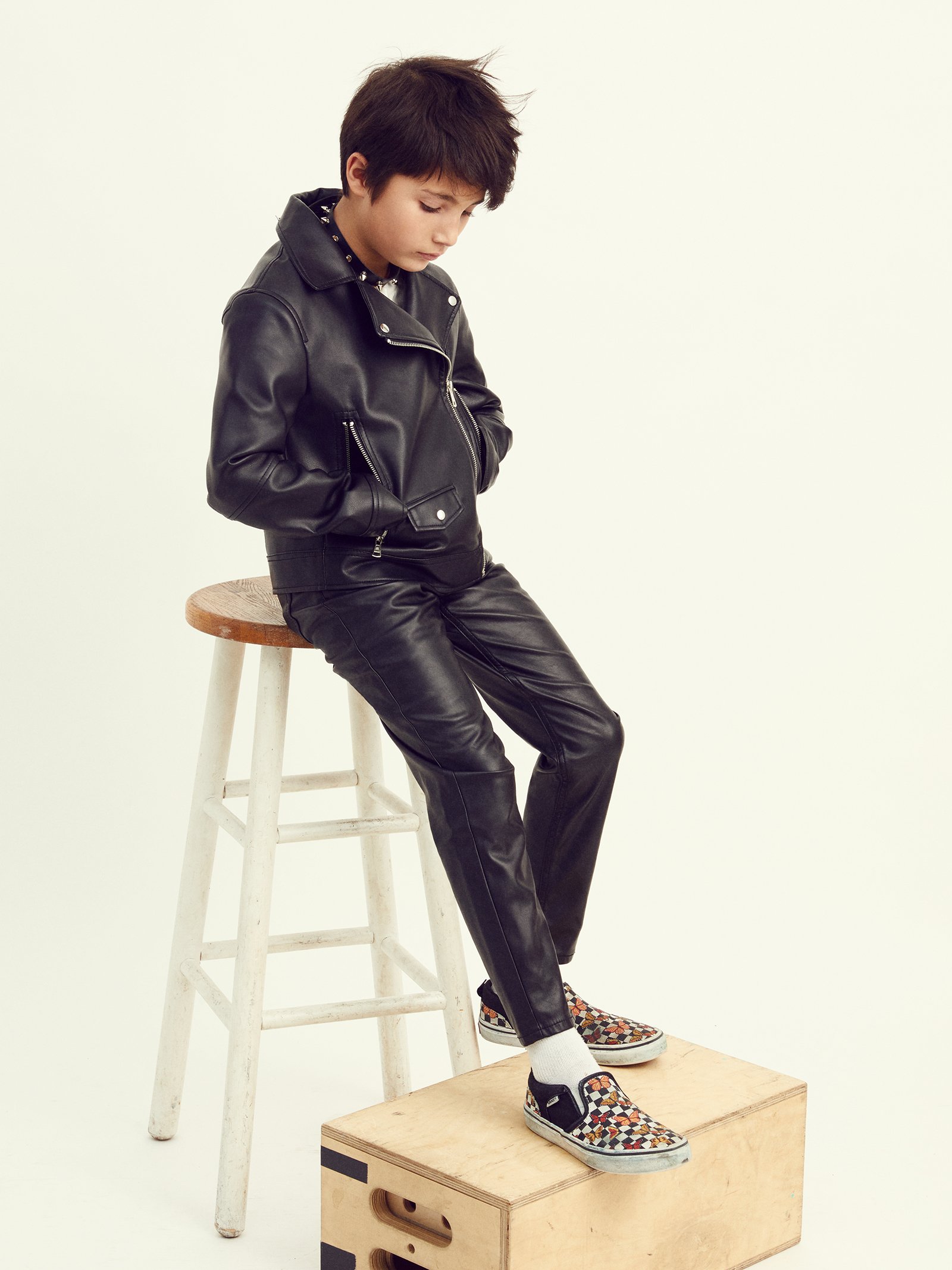 SHOT 3_0492_V1_S.jpg