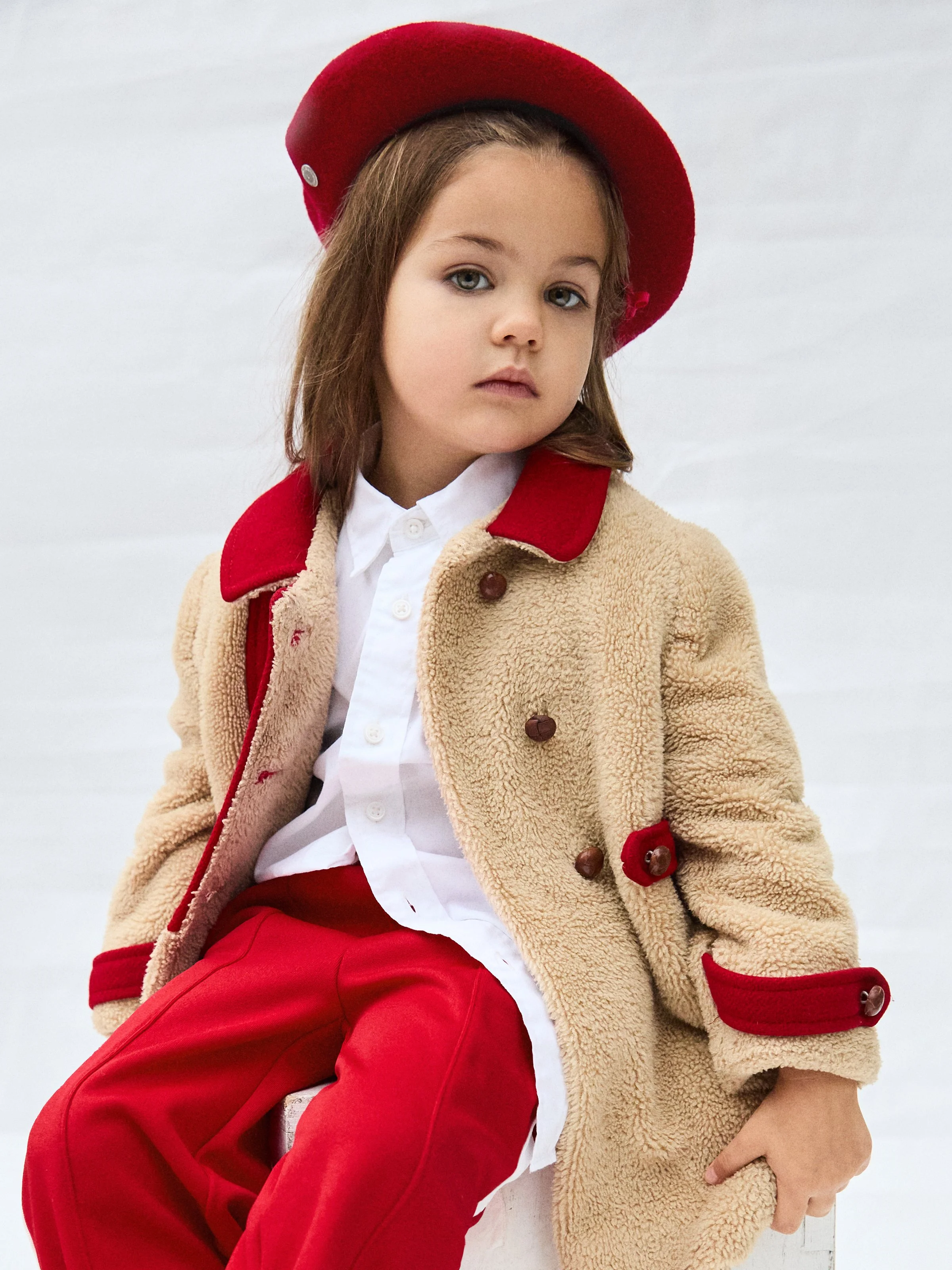 5 20251011_POP_UP_Parachute_Fall_10 Eva_2084_V2.jpg