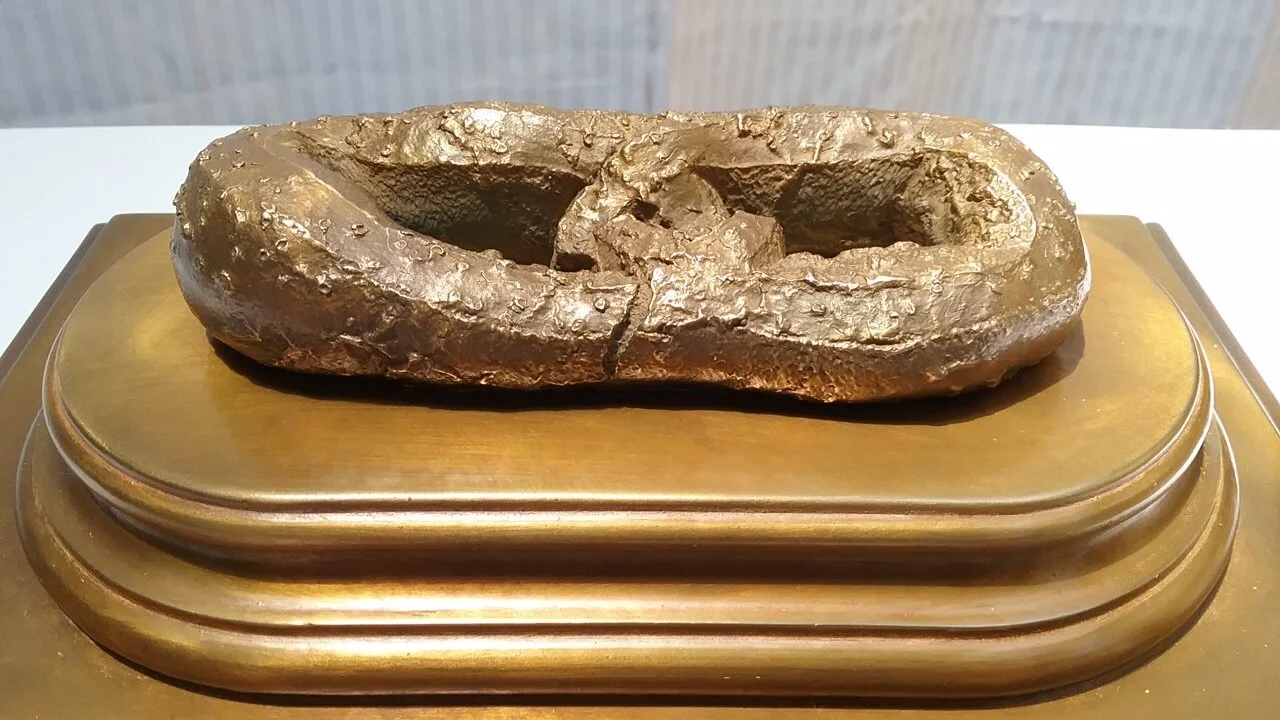Bronze Pretzel.JPG