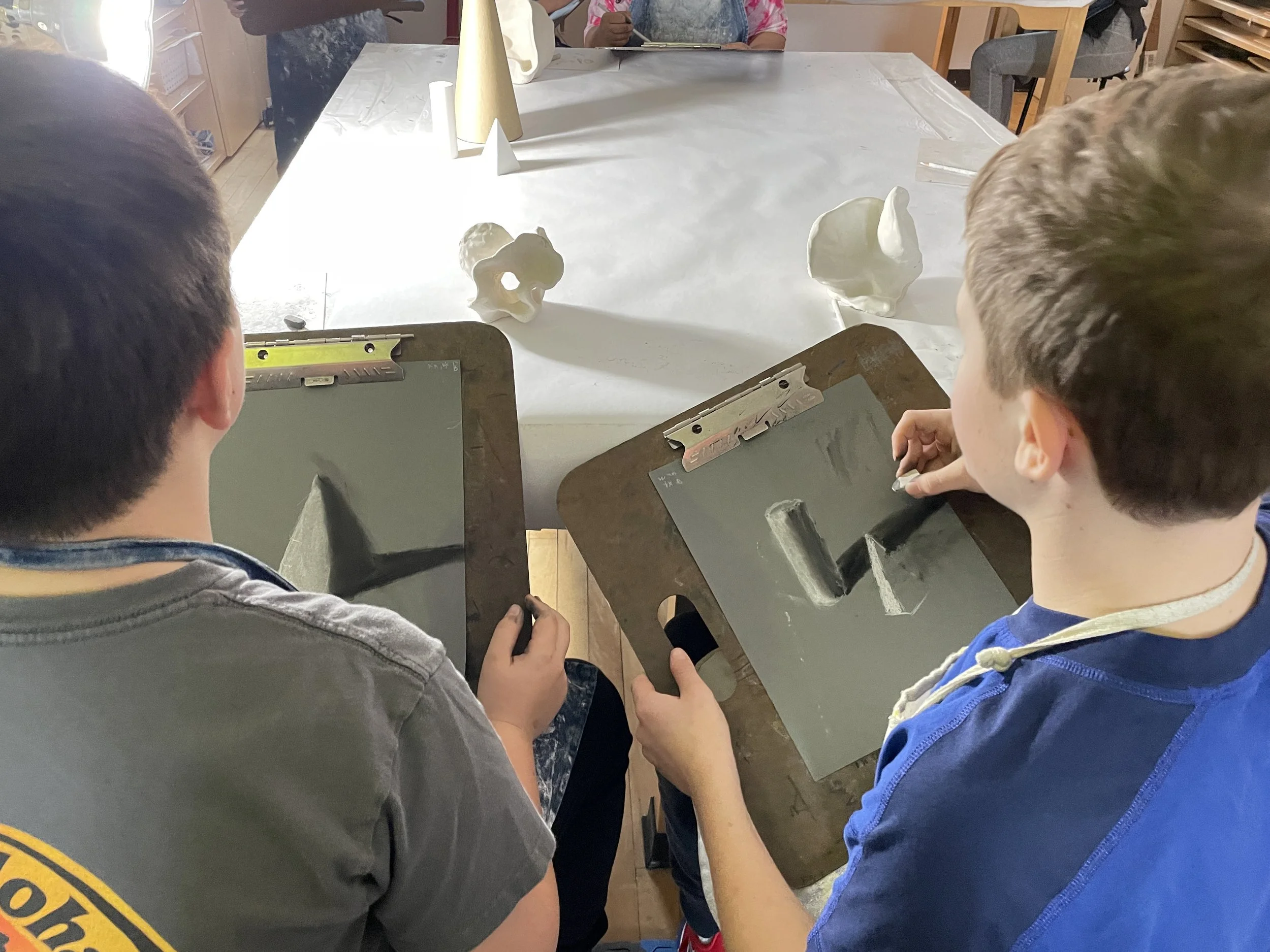 Kai and Wyn depict highlights, mid-tones, and shadows