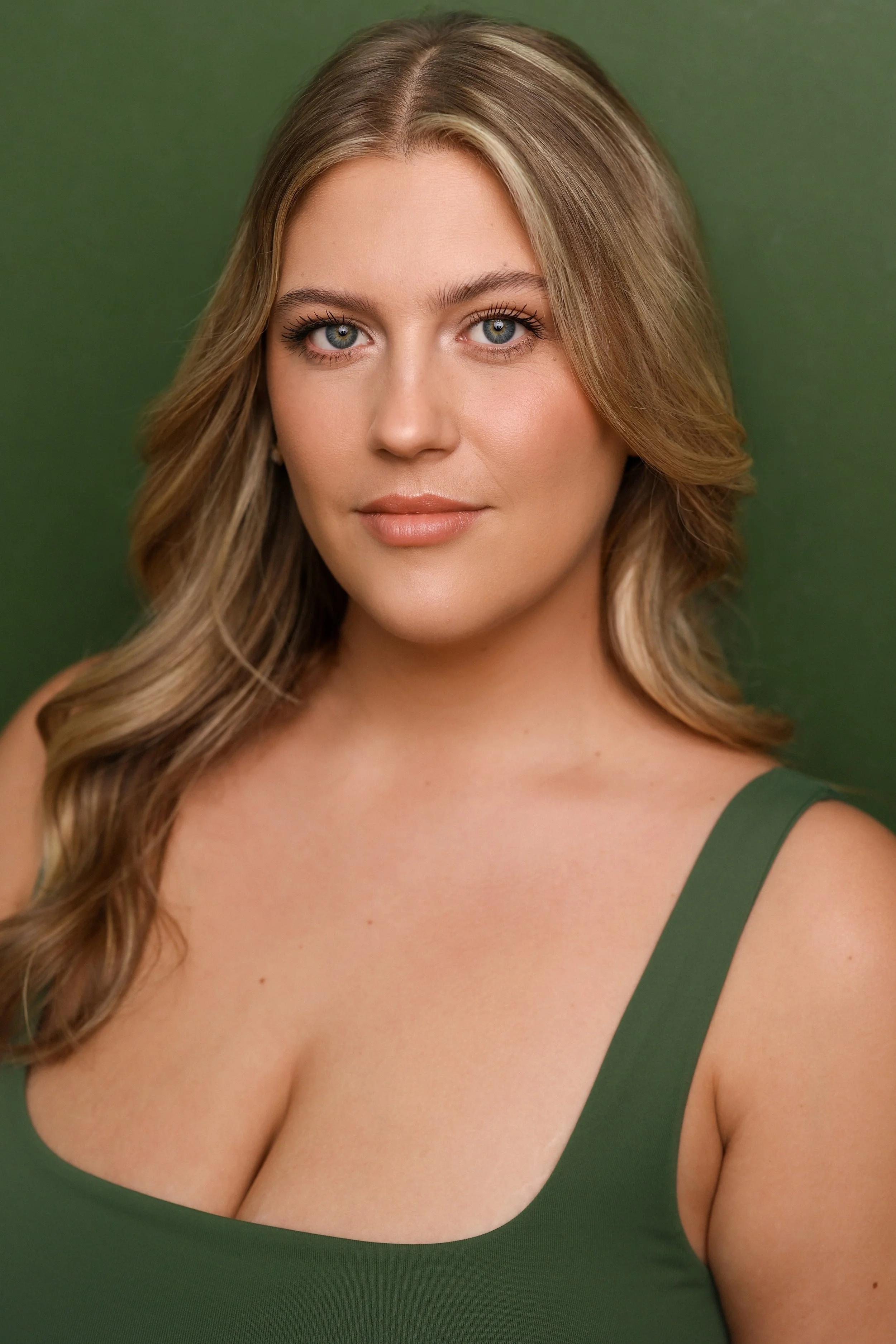 BELLA COPPOLA HEADSHOT 3.jpg