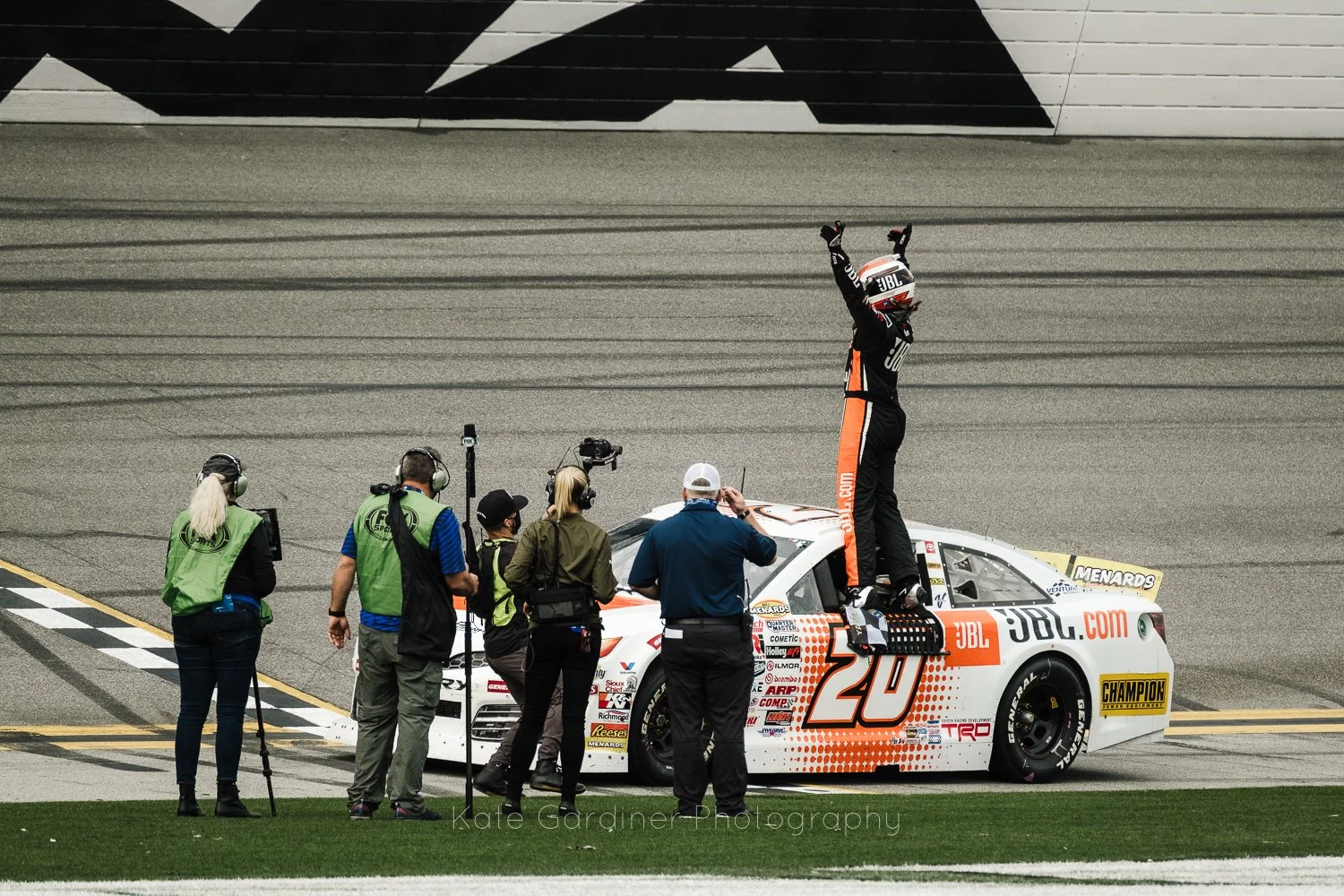 LucasOil200-21.jpg
