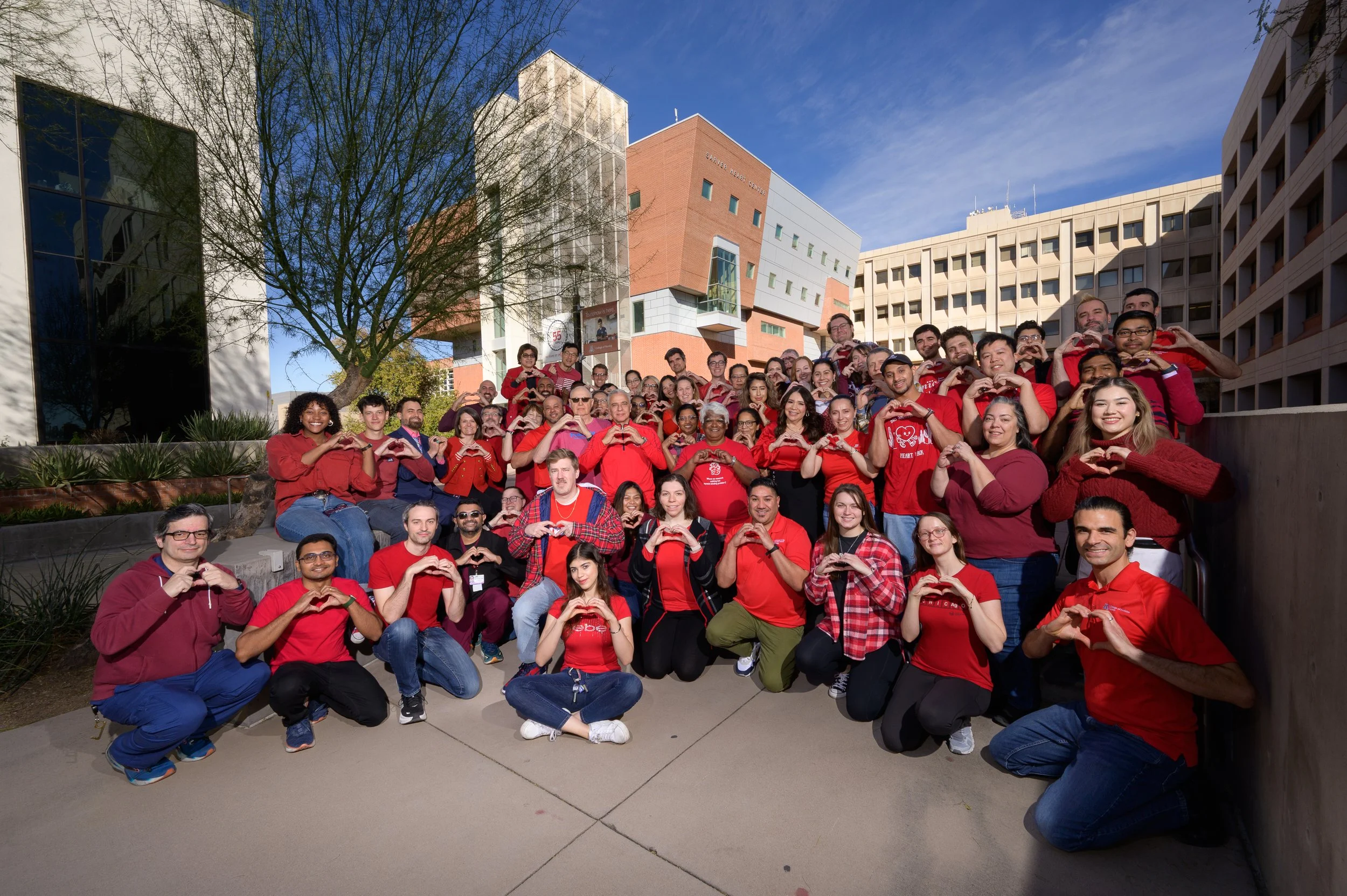 26_0114_SarverWearRedGroupPhoto-002.jpg