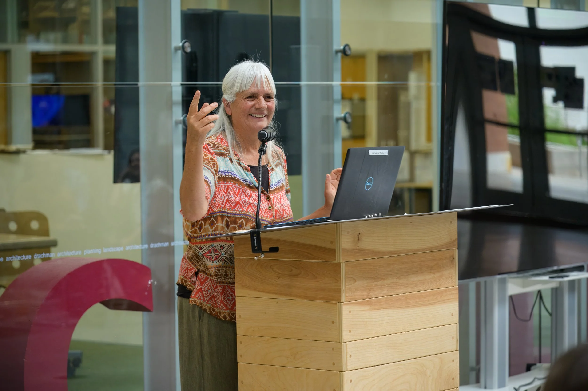 Athena Steen, master builder of adobe, speaks with students at the University of Arizona College of Architecture, Planning and Landscape Architecure. 