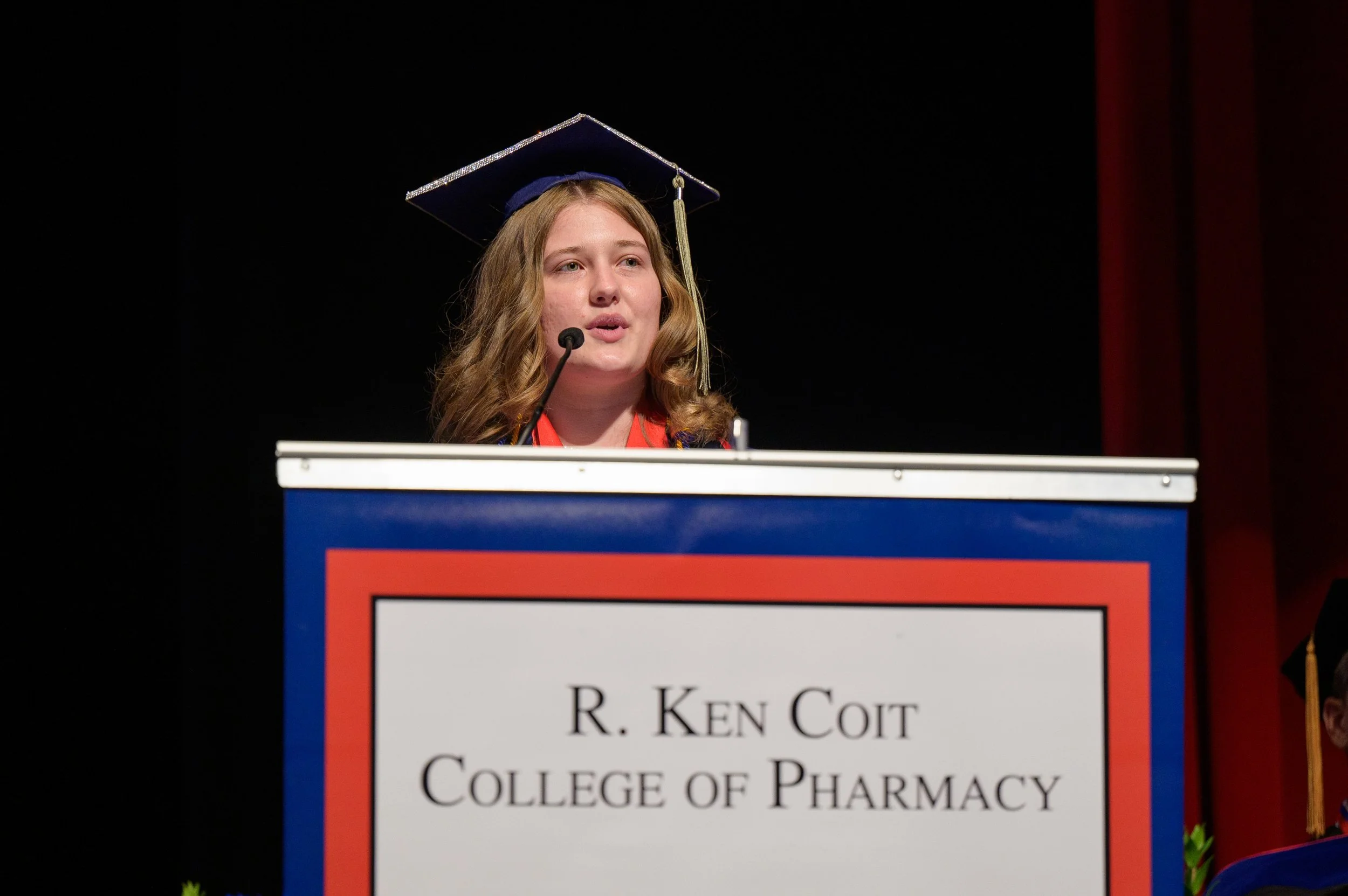 26_0670_COP2026Convocation-009.jpg
