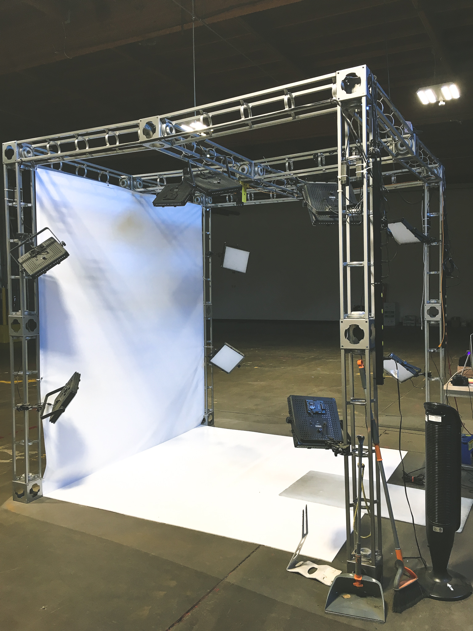 Omni - Redesigned Photo Station